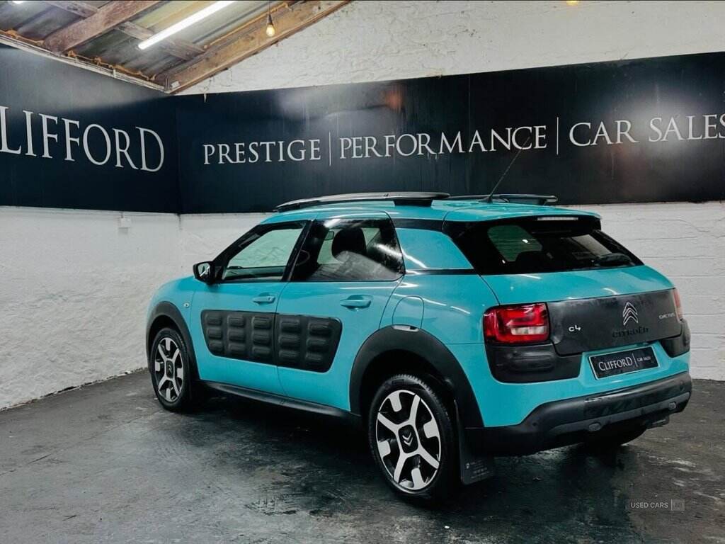 Jul 2015 Citroen C4 Cactus 1.2 PureTech [82] Feel 5dr