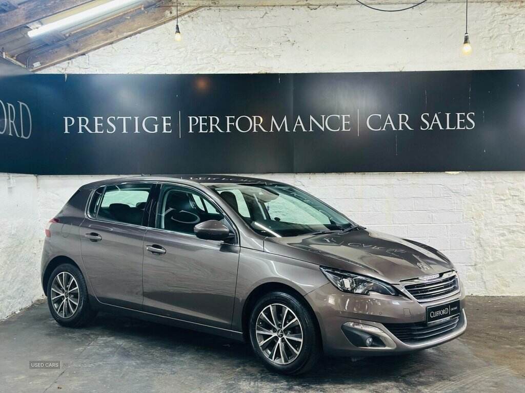 Oct 2015 Peugeot 308 1.6 BlueHDi 120 Allure 5dr