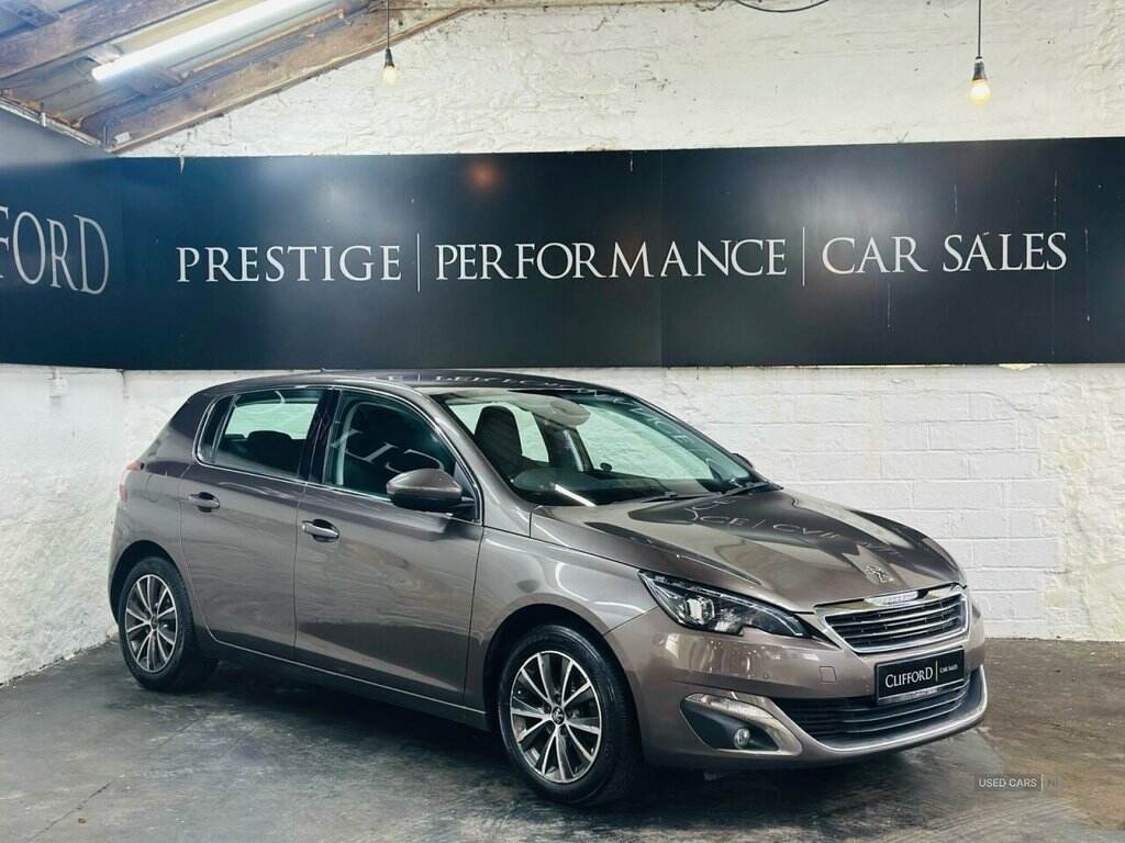 Oct 2015 Peugeot 308 1.6 BlueHDi 120 Allure 5dr
