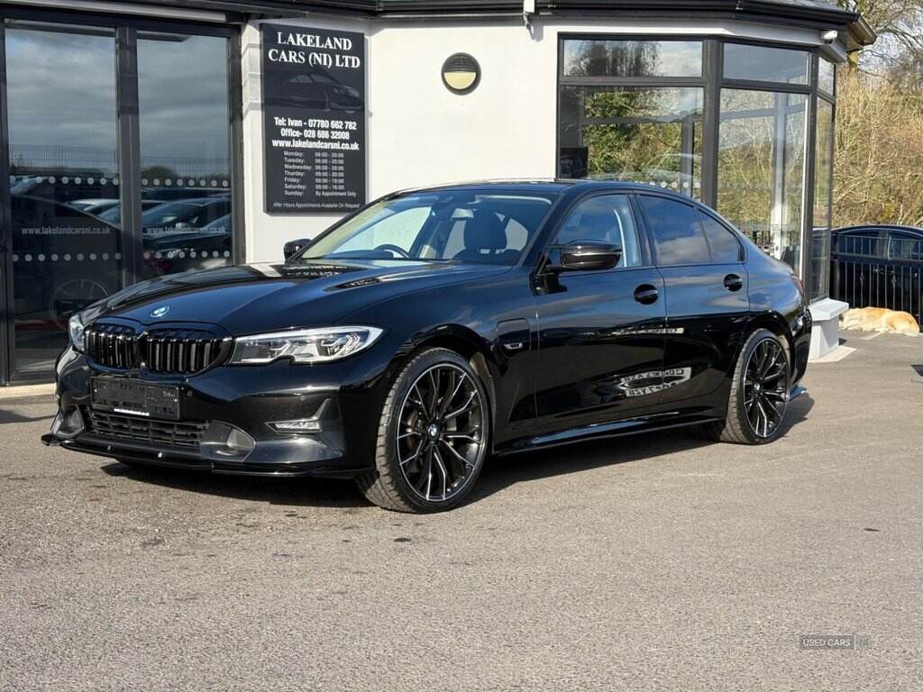 Aug 2021 BMW 3 Series 330e xDrive Sport Pro 4dr Step Auto
