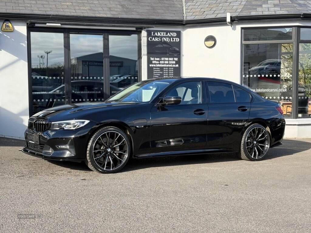 Aug 2021 BMW 3 Series 330e xDrive Sport Pro 4dr Step Auto