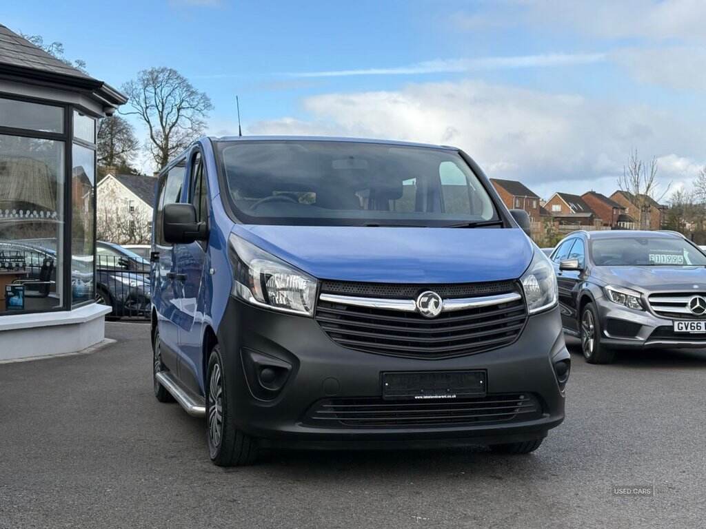 Jun 2016 Vauxhall Vivaro 2900 1.6CDTI 95PS ecoFLEX H1 Combi 9 Seat