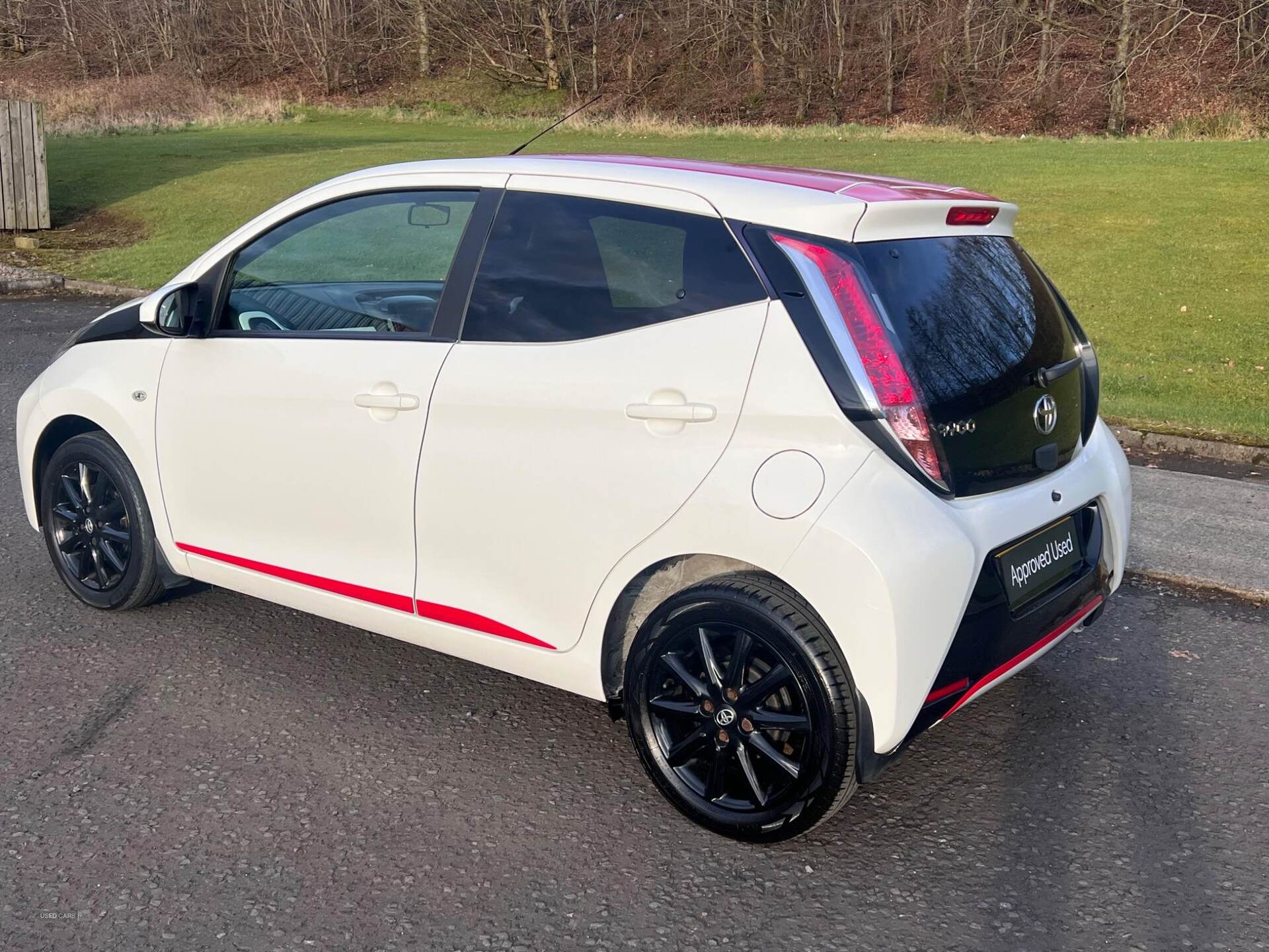 Feb 2018 Toyota Aygo 1.0 VVT-i X-Press 5dr x-shift
