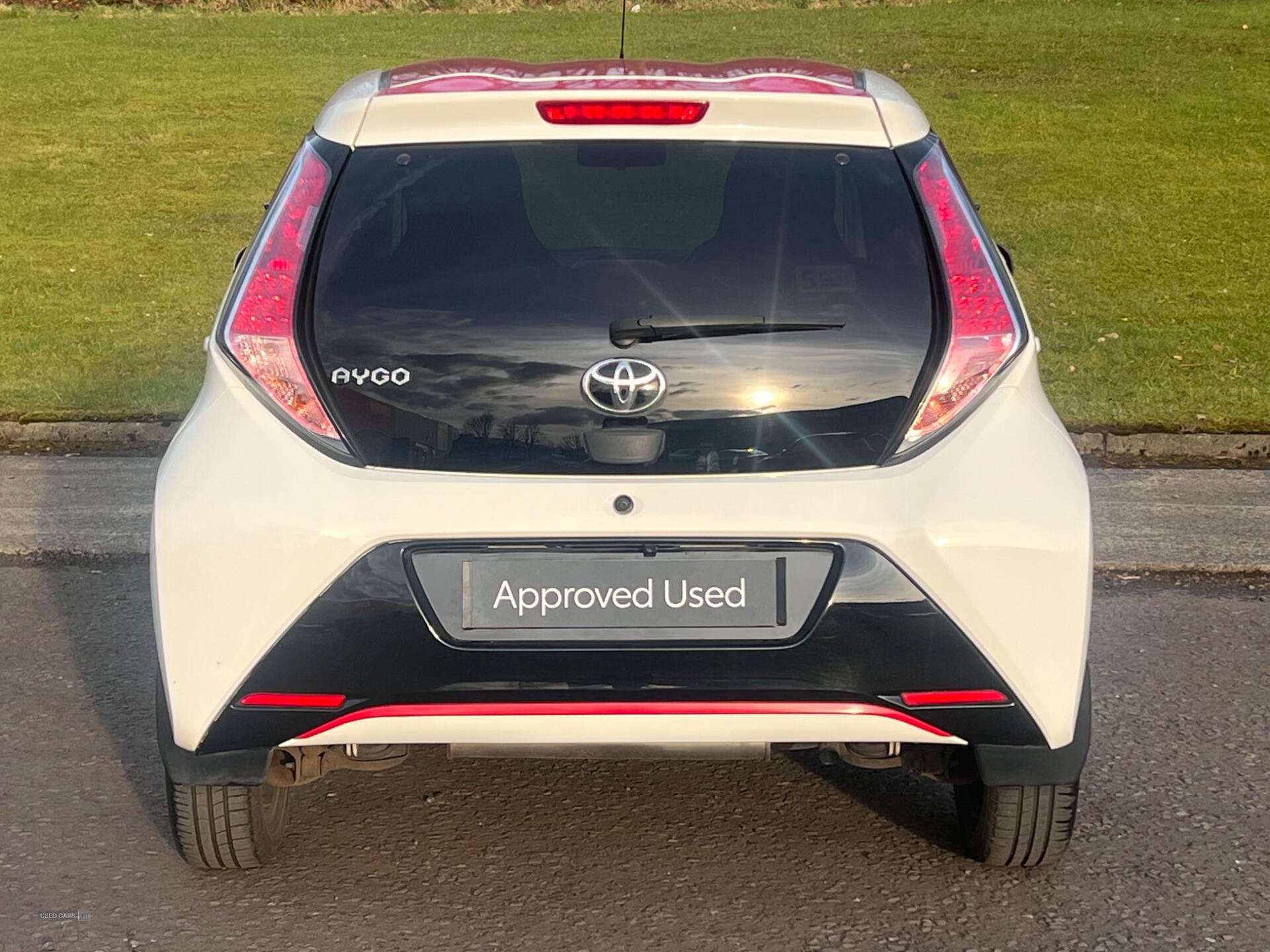 Feb 2018 Toyota Aygo 1.0 VVT-i X-Press 5dr x-shift