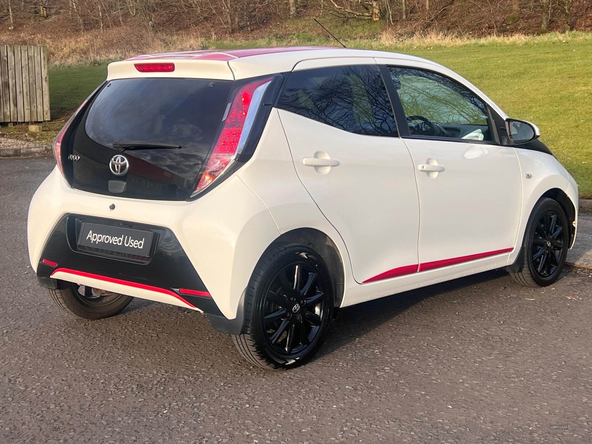 Feb 2018 Toyota Aygo 1.0 VVT-i X-Press 5dr x-shift