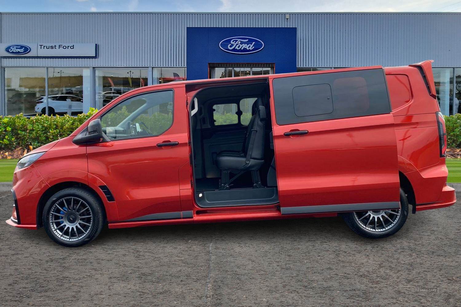 Ford Transit Custom 320 MSRT AUTO L2 LWB Double Cab In Van 2.5 227PS PHEV CVT 6.2 FWD Low Roof, LIFTGATE REAR CARGO DOORS, TOW BAR