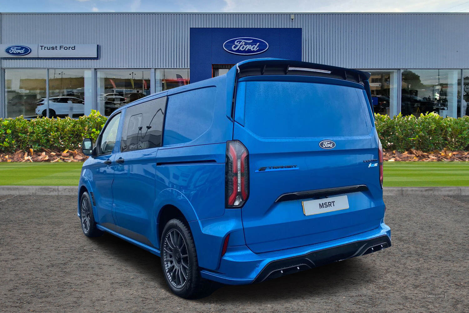 Ford E-TRANSIT CUSTOM 320 MSRT AUTO L1 SWB Double Cab In Van 65kWh 160kw 218PS BEV RWD Low Roof, LIFTGATE REAR CARGO DOOR, TOW BAR