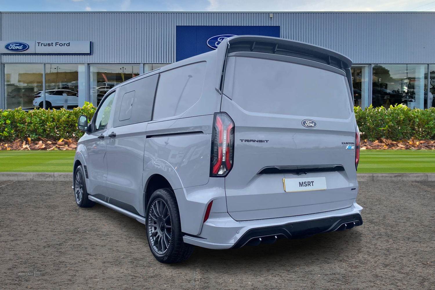 Ford E-TRANSIT CUSTOM 320 MSRT AUTO L1 SWB Double Cab In Van 65kWh 160kw 218PS BEV RWD Low Roof, LIFTGATE REAR CARGO DOOR, TOW BAR
