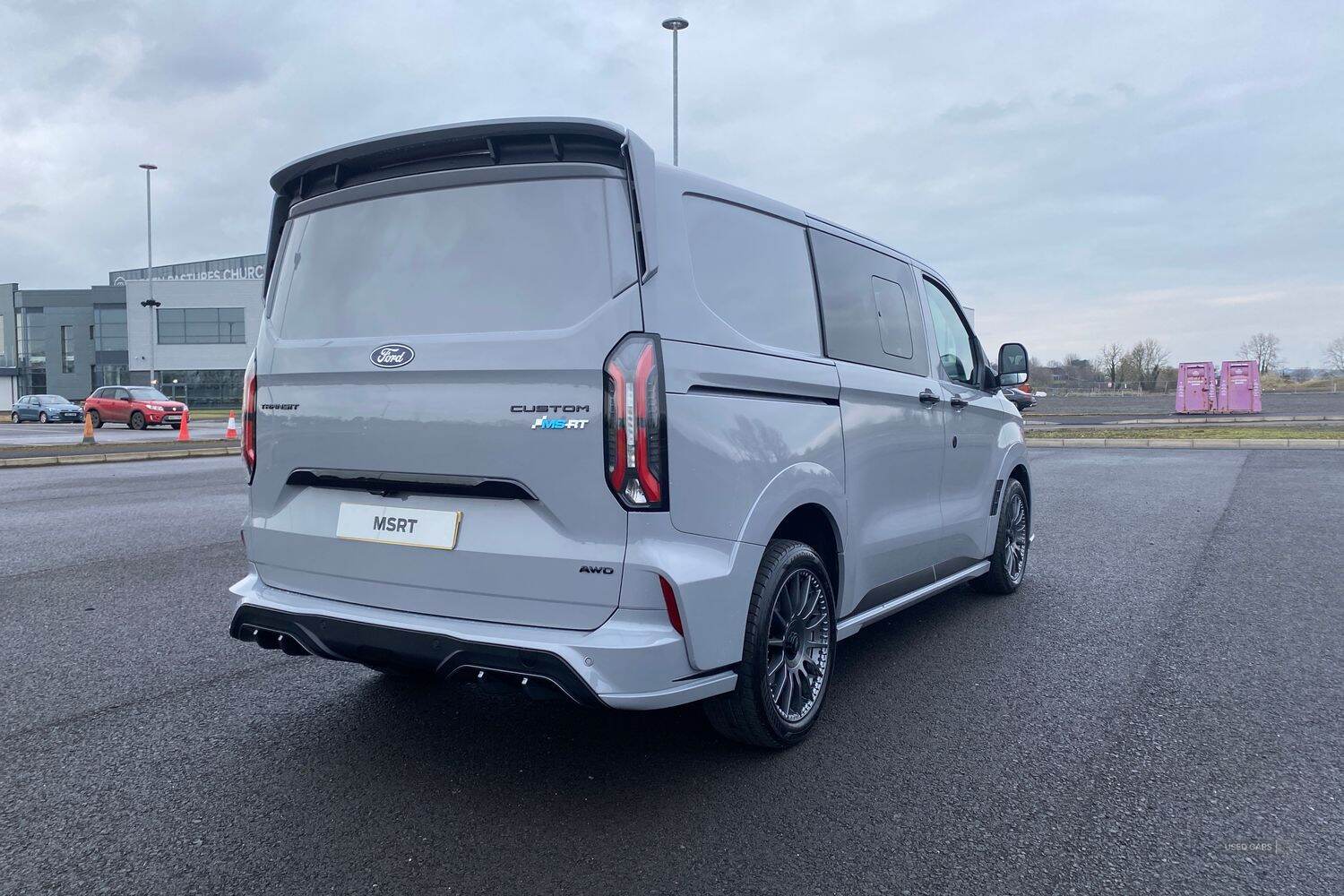 Ford E-TRANSIT CUSTOM 320 MSRT AUTO L1 SWB Double Cab In Van 65kWh 160kw 218PS BEV RWD Low Roof, LIFTGATE REAR CARGO DOOR, TOW BAR