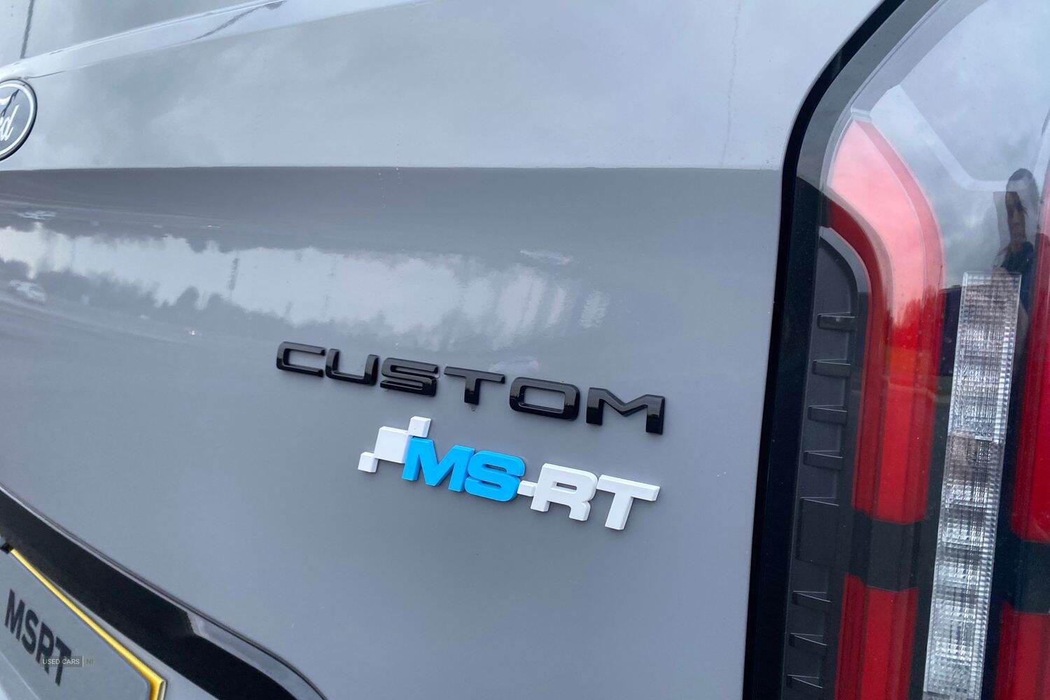 Ford E-TRANSIT CUSTOM 320 MSRT AUTO L1 SWB Double Cab In Van 65kWh 160kw 218PS BEV RWD Low Roof, LIFTGATE REAR CARGO DOOR, TOW BAR