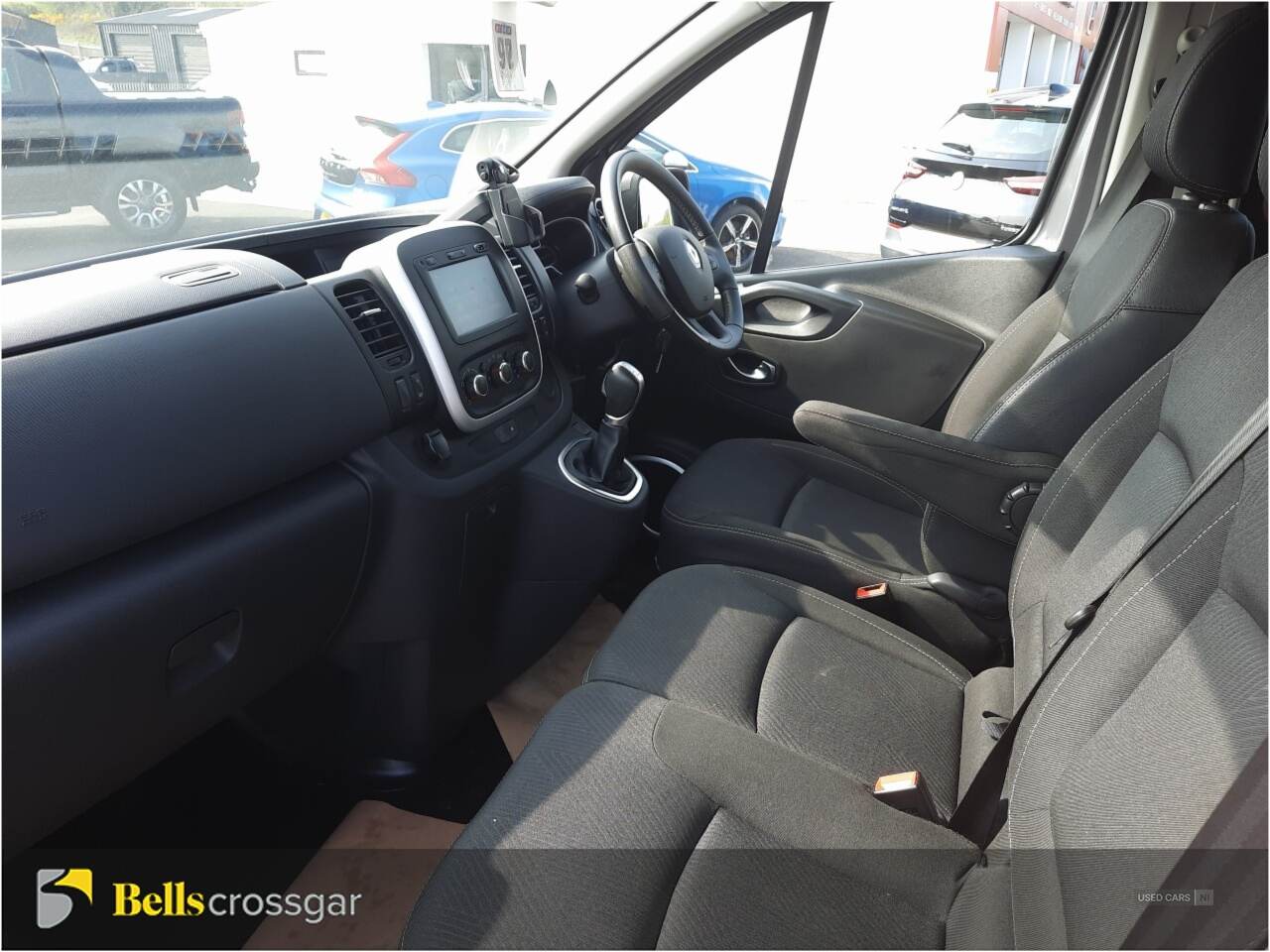 Feb 2021 Renault Trafic LL30 ENERGY dCi 170 Sport Nav 9 Seater EDC
