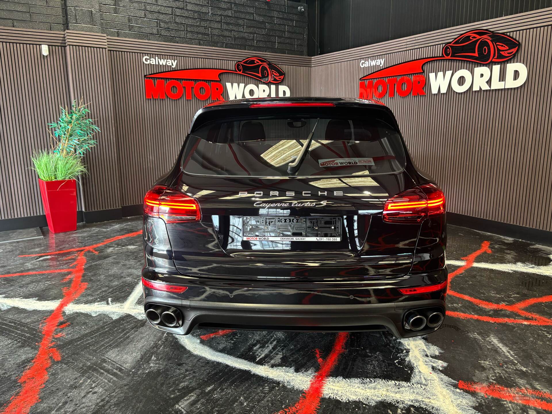 Mar 2016 Porsche Cayenne Turbo S 5dr Tiptronic S