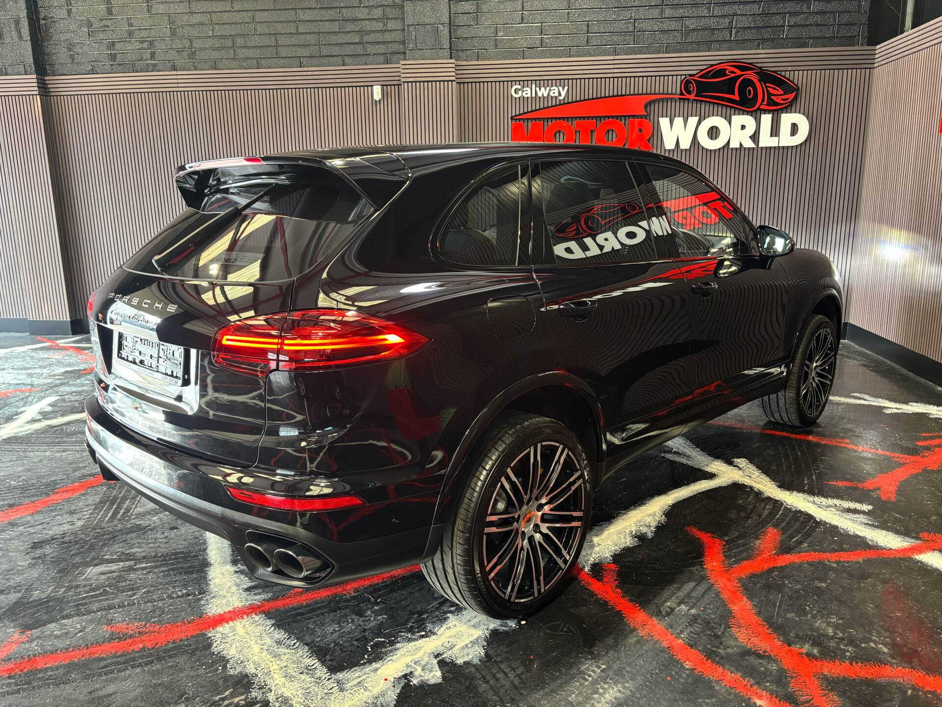 Mar 2016 Porsche Cayenne Turbo S 5dr Tiptronic S