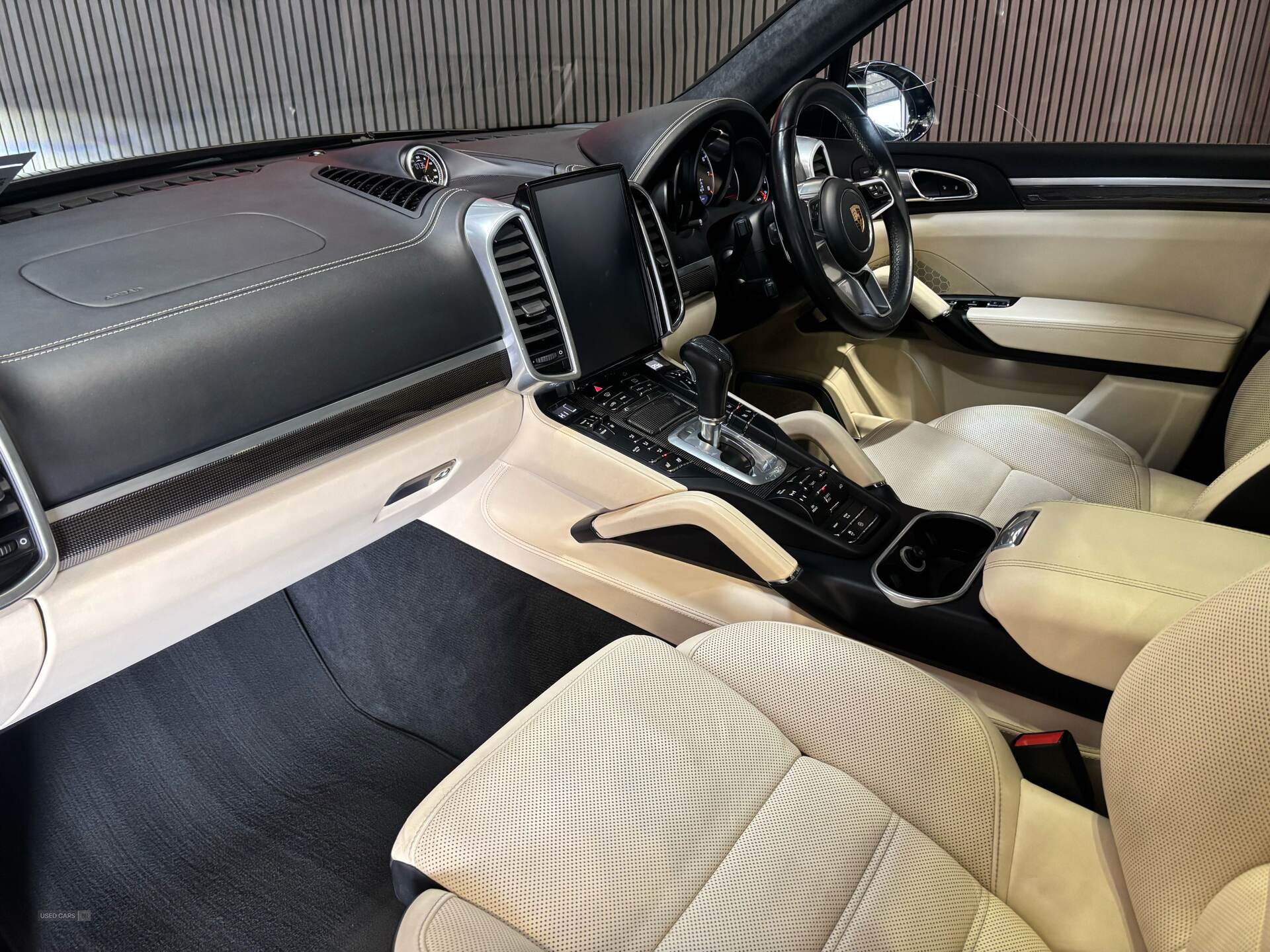 Mar 2016 Porsche Cayenne Turbo S 5dr Tiptronic S