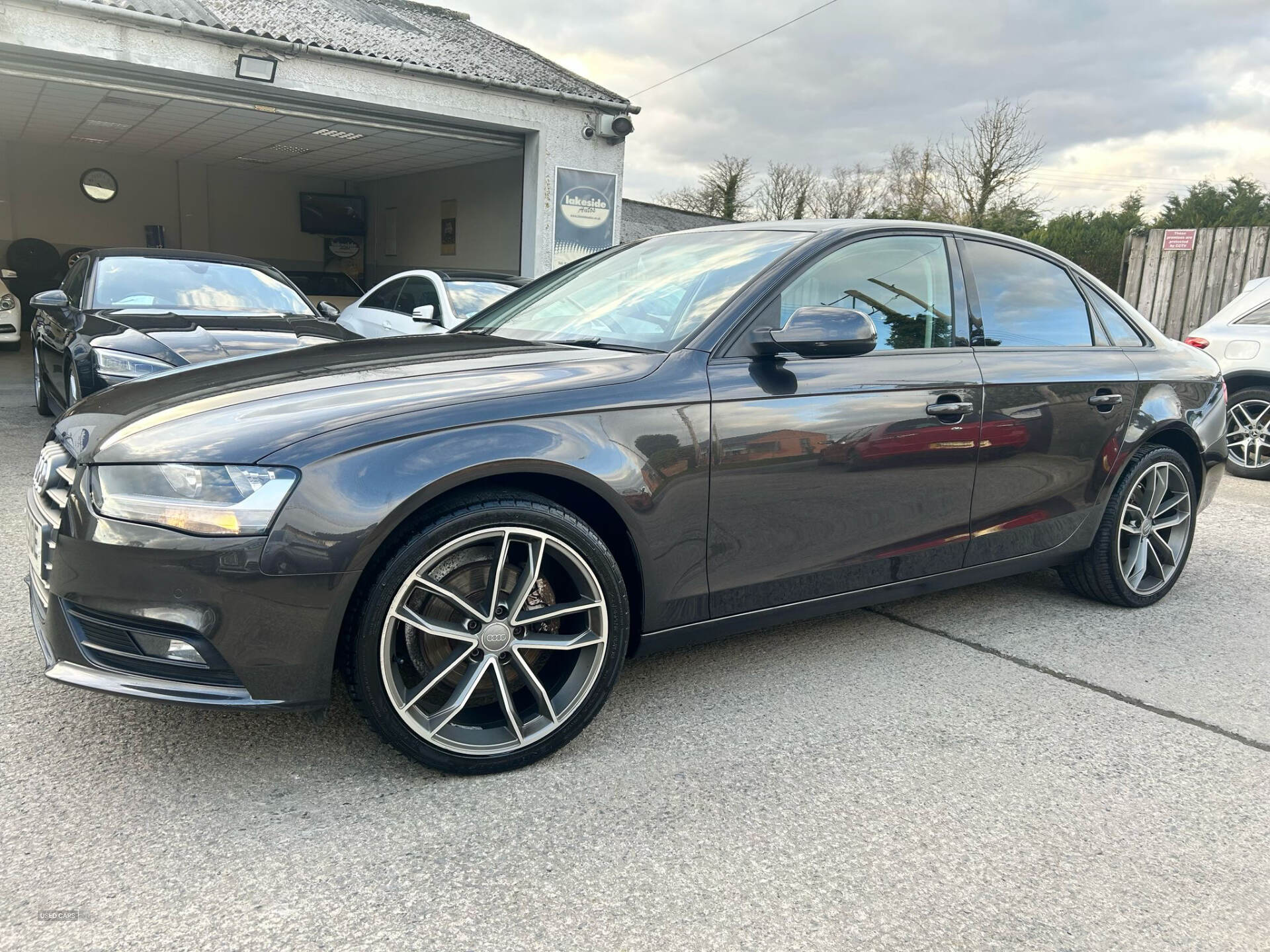 Audi A4 DIESEL SALOON in Down