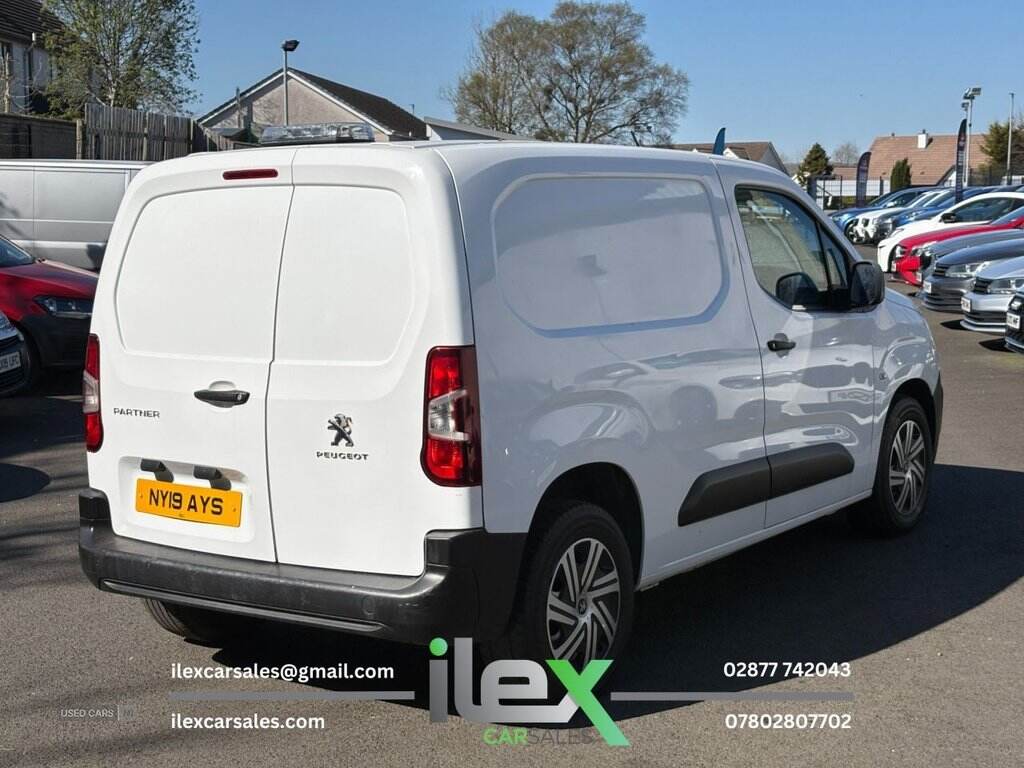 May 2019 Peugeot Partner 1000 1.6 BlueHDi 100 Grip Van