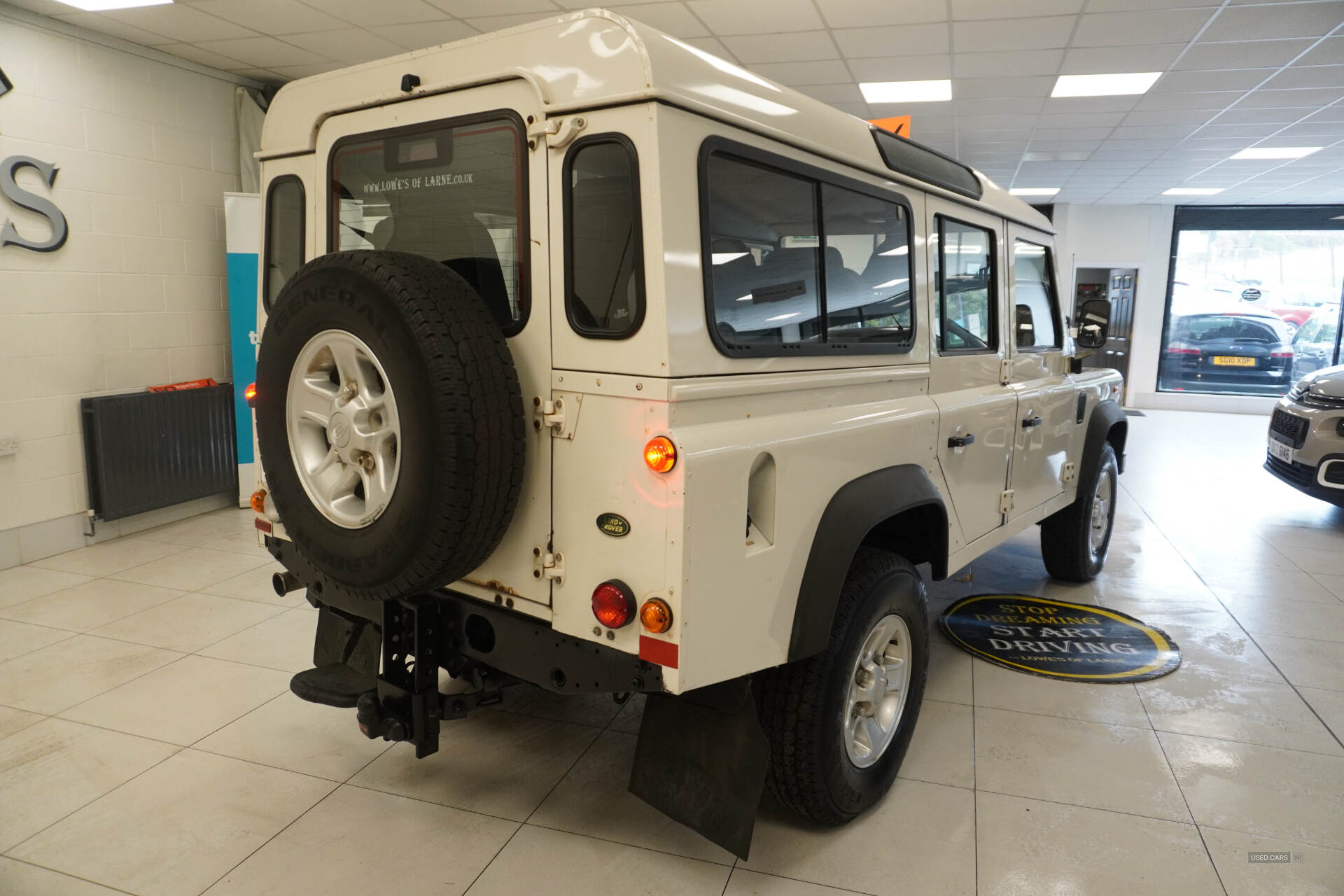 Oct 2009 Land Rover Defender County Station Wagon TDCi