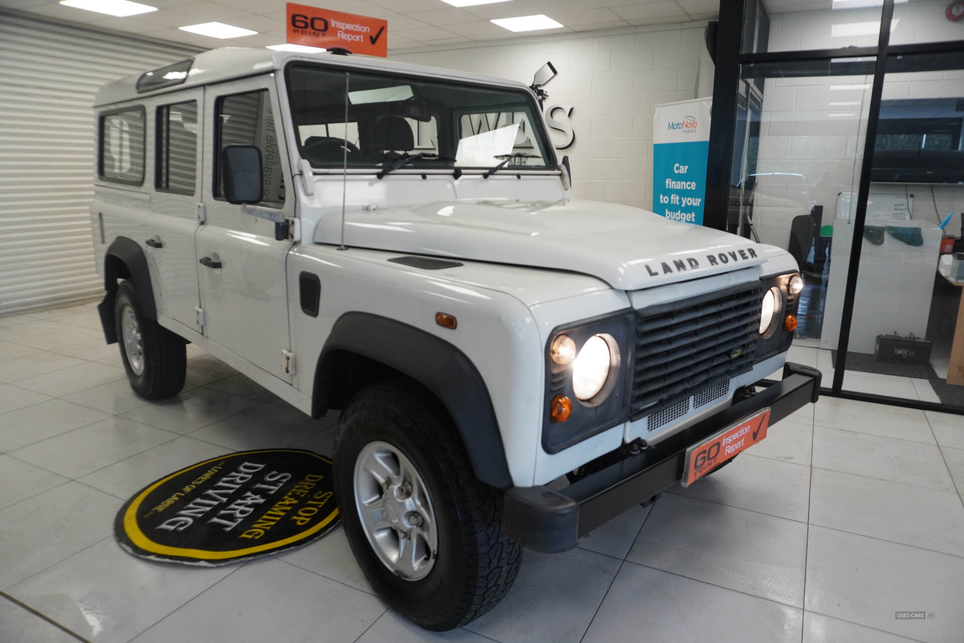 Oct 2009 Land Rover Defender County Station Wagon TDCi