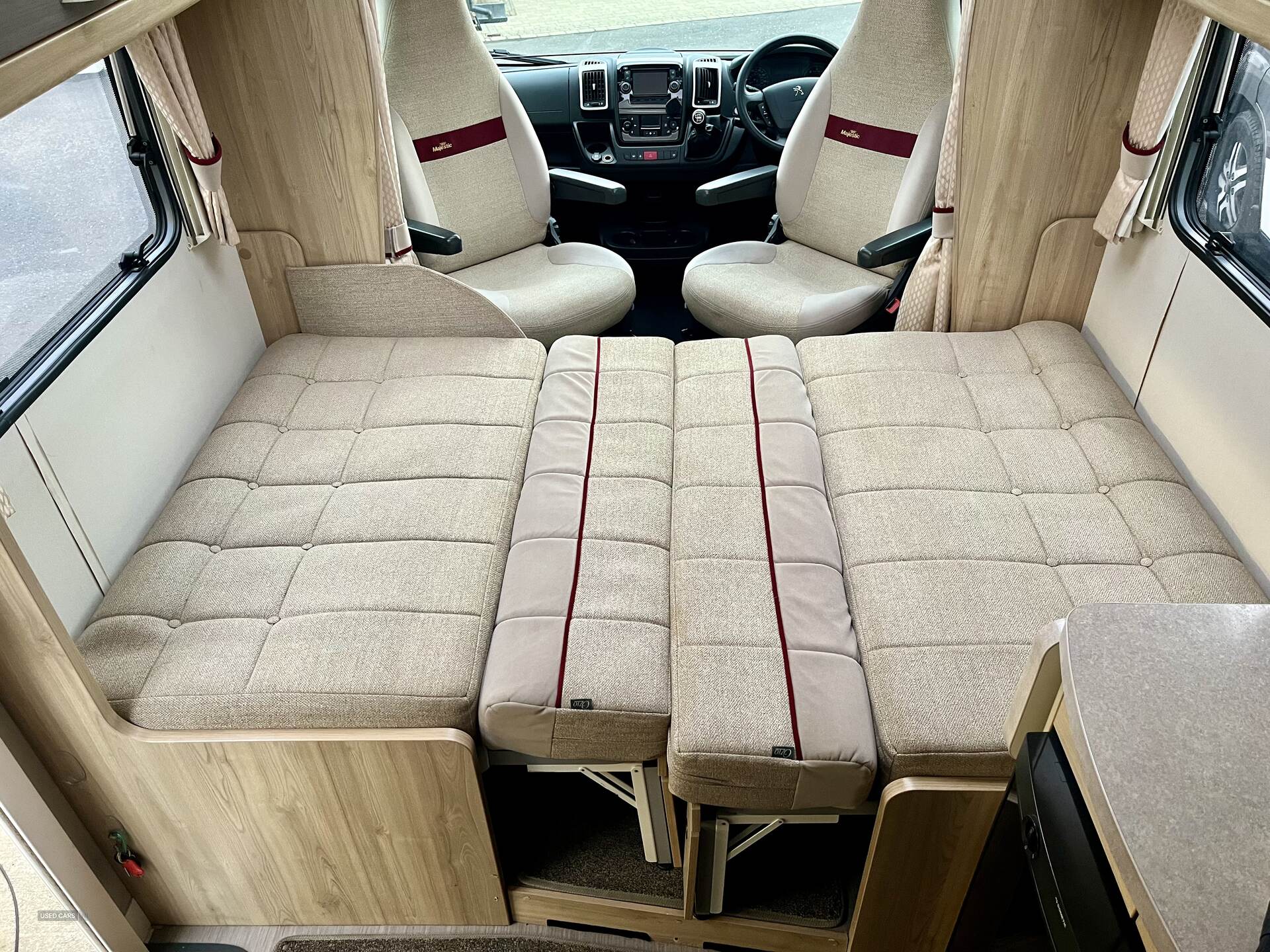 Mar 2017 Elddis Majestic 155 160hp fixed bed, 4 berth, 4 seat belts