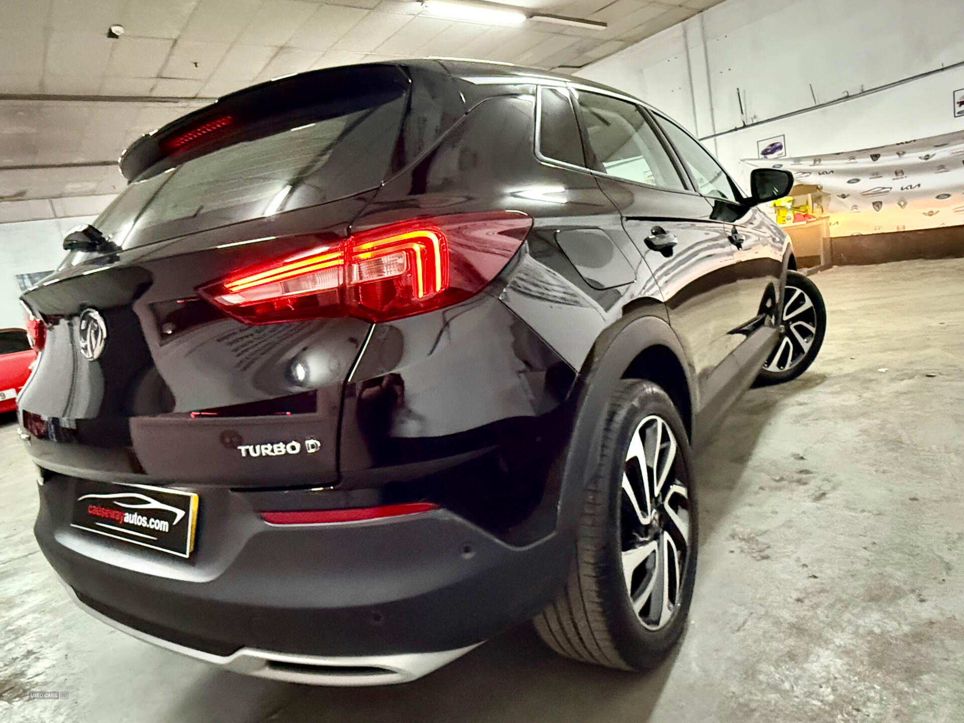 Jun 2019 Vauxhall Grandland X 1.5 Turbo D Elite Nav 5dr