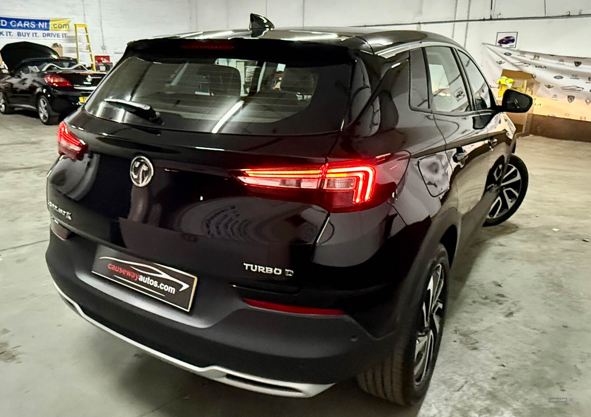 Jun 2019 Vauxhall Grandland X 1.5 Turbo D Elite Nav 5dr