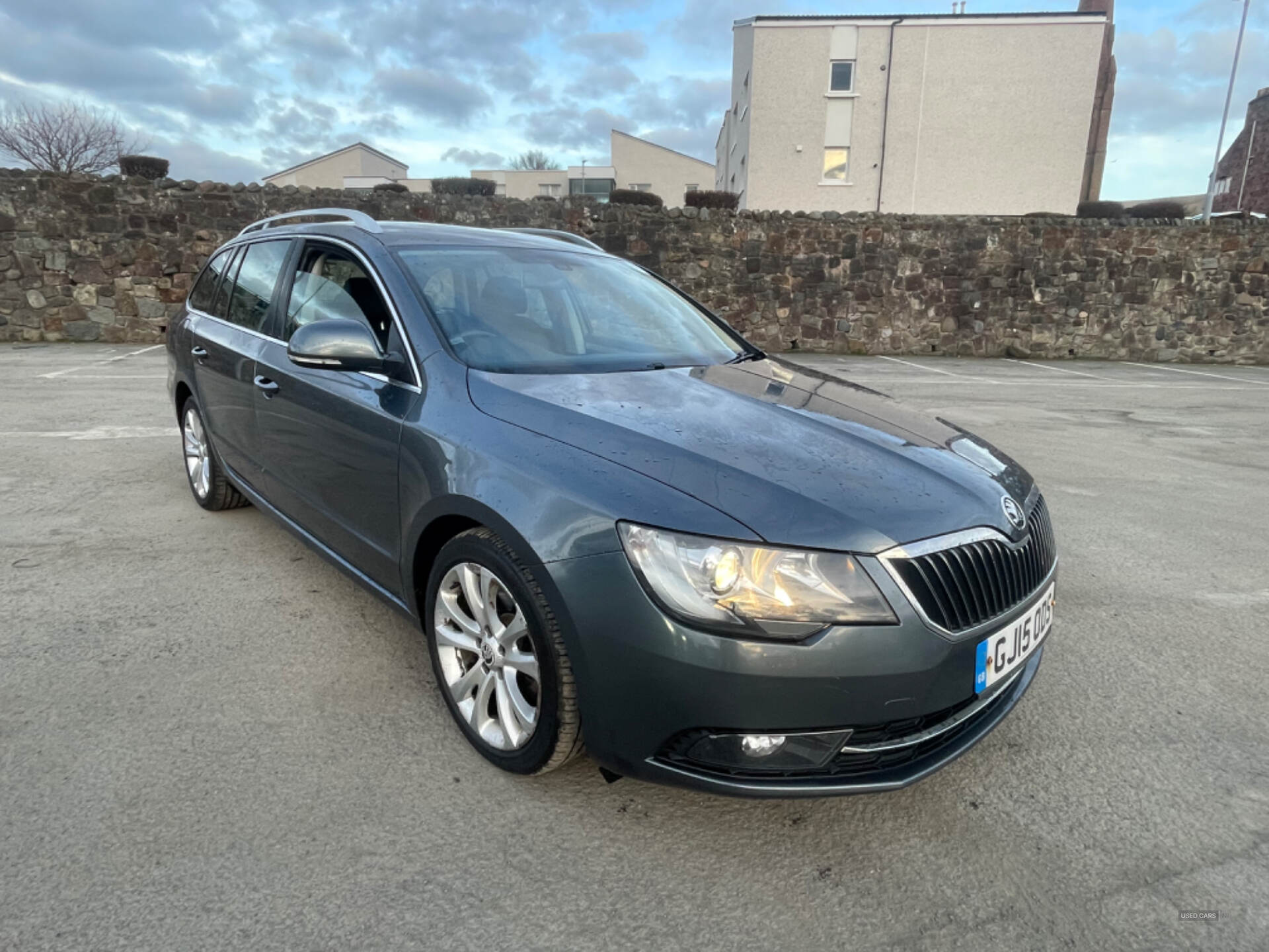 Apr 2015 Skoda Superb 2.0 TDI CR 140 SE 5dr
