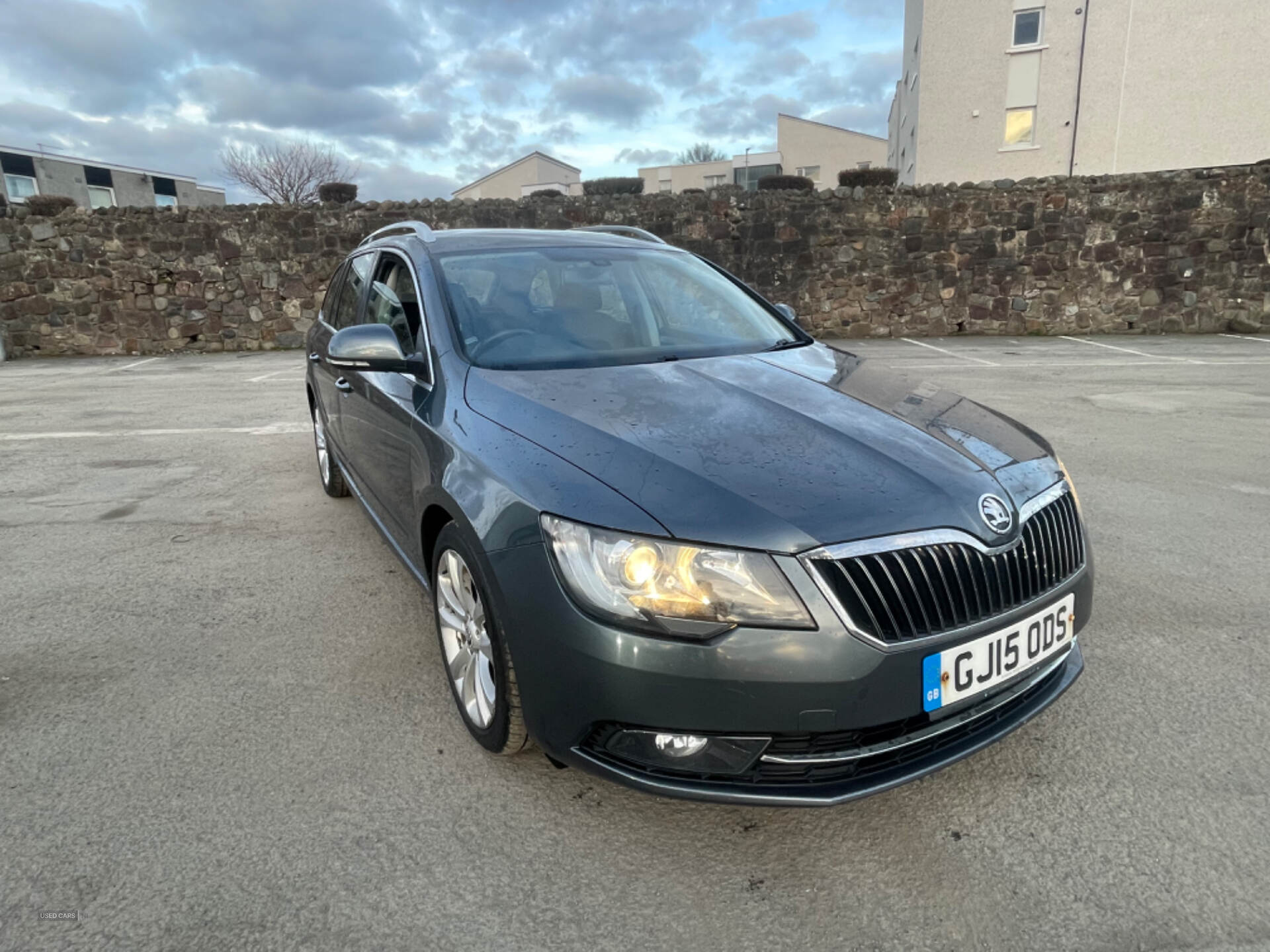 Apr 2015 Skoda Superb 2.0 TDI CR 140 SE 5dr