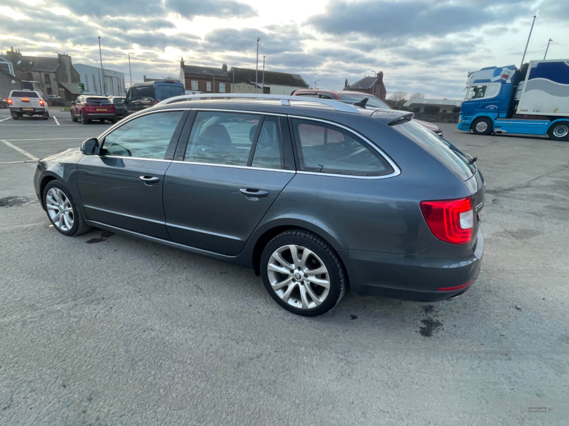 Apr 2015 Skoda Superb 2.0 TDI CR 140 SE 5dr