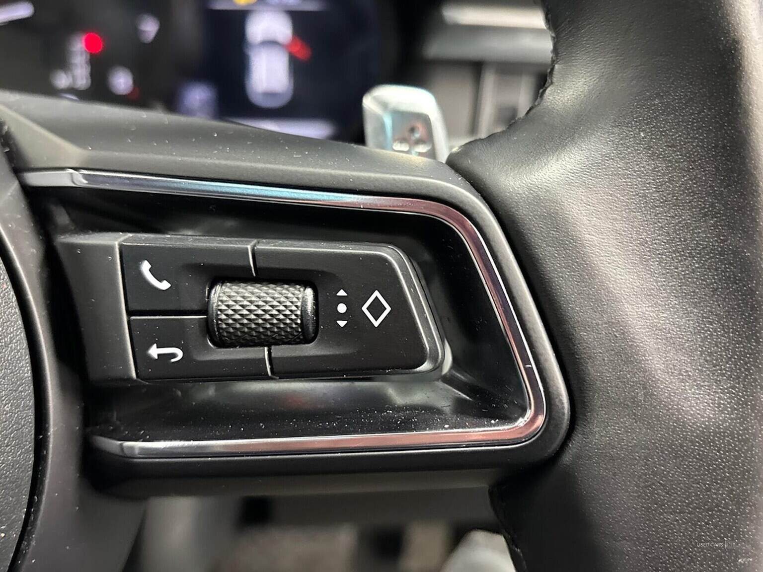 Dec 2021 Porsche Macan 5Dr Pdk