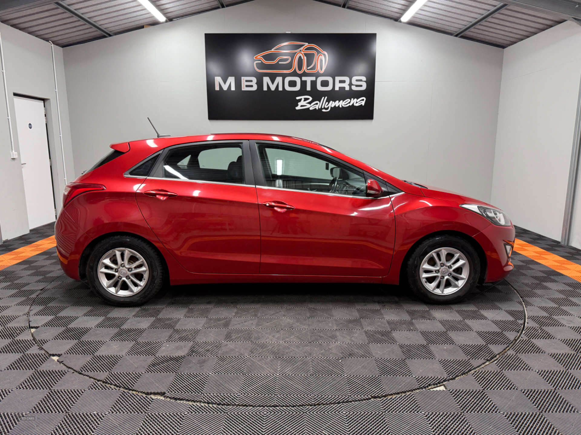 Aug 2015 Hyundai i30 1.6 CRDi Blue Drive SE Nav 5dr