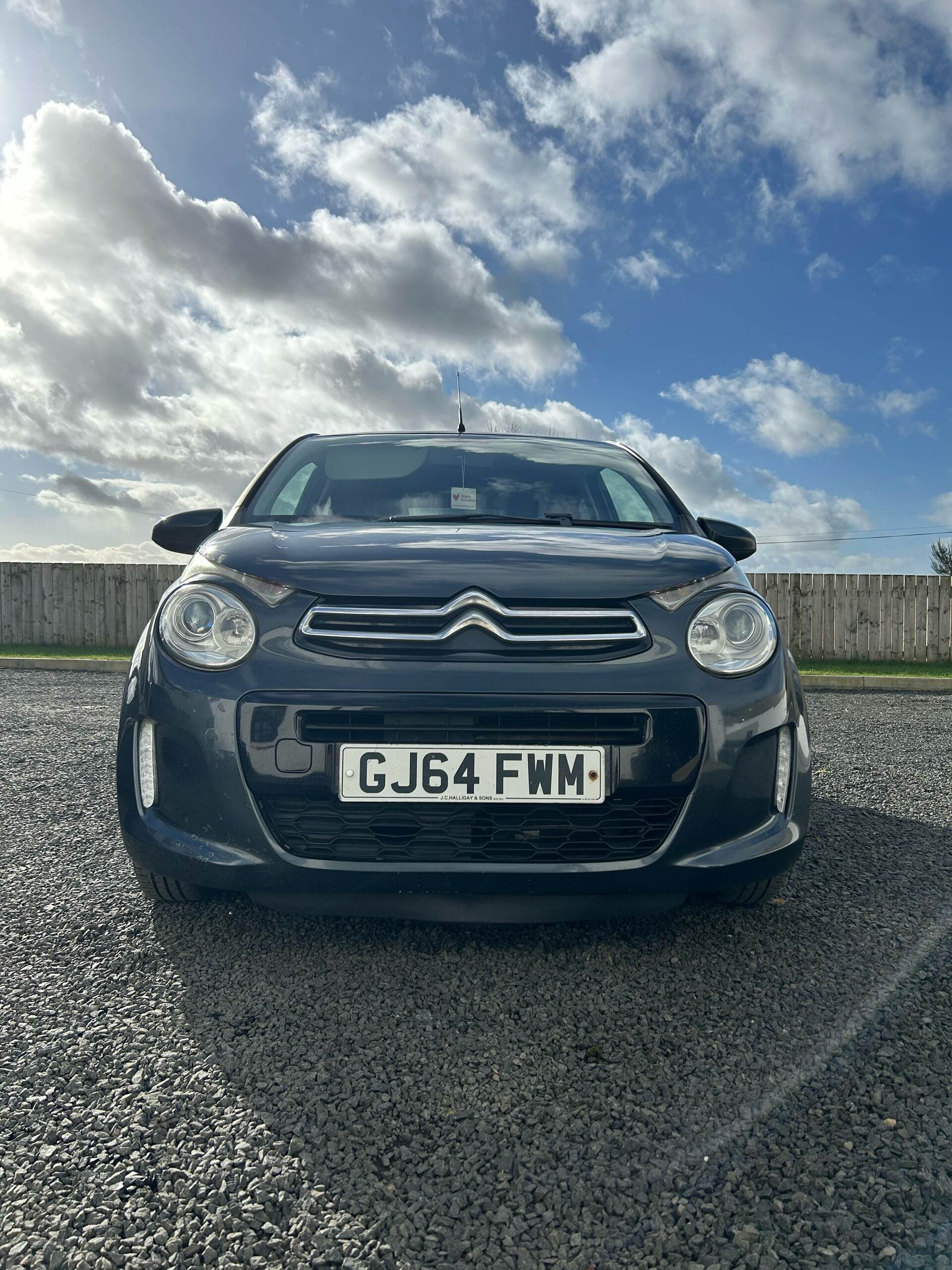 Dec 2014 Citroen C1 1.2 PureTech Flair 5dr