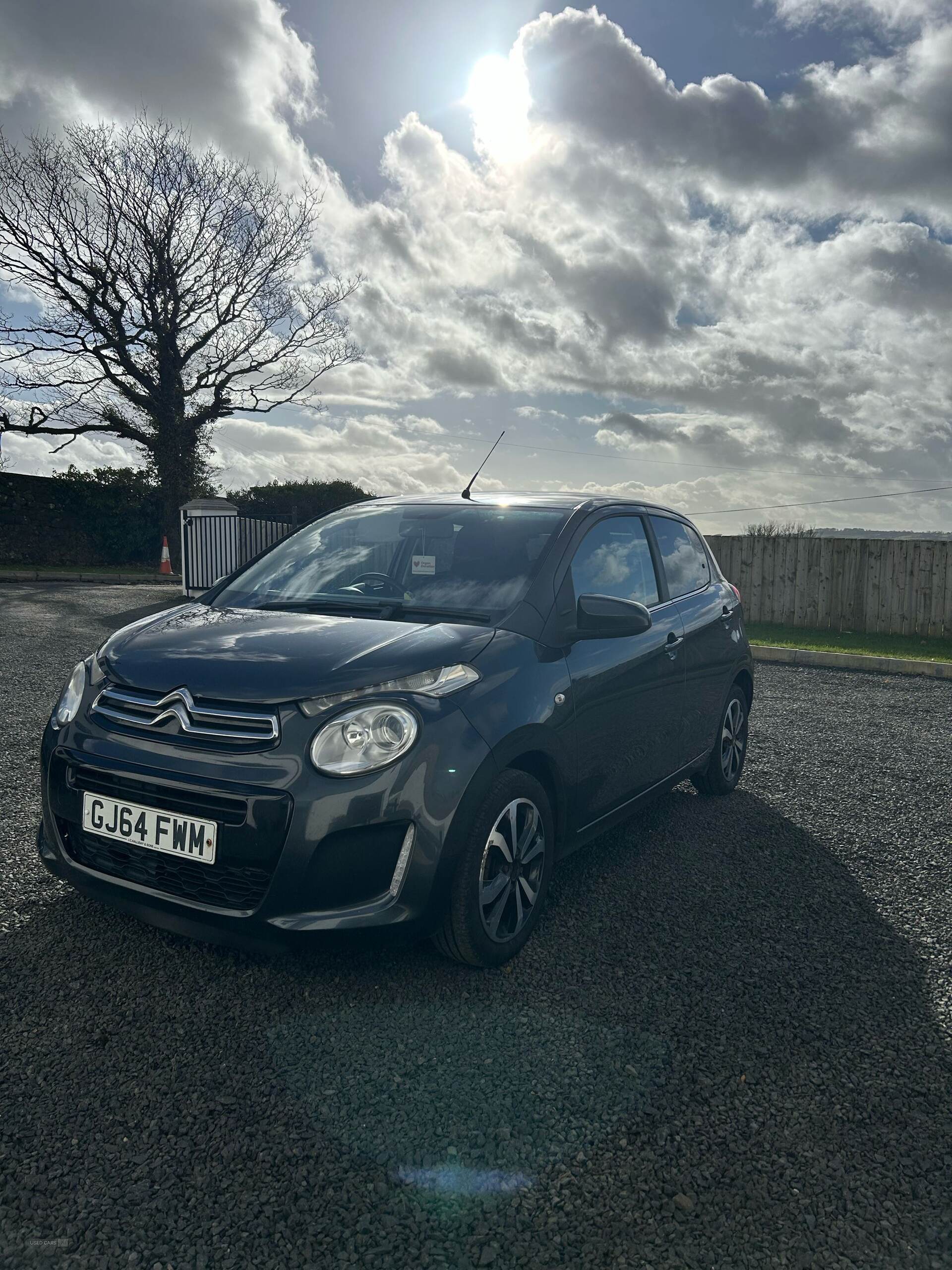 Dec 2014 Citroen C1 1.2 PureTech Flair 5dr