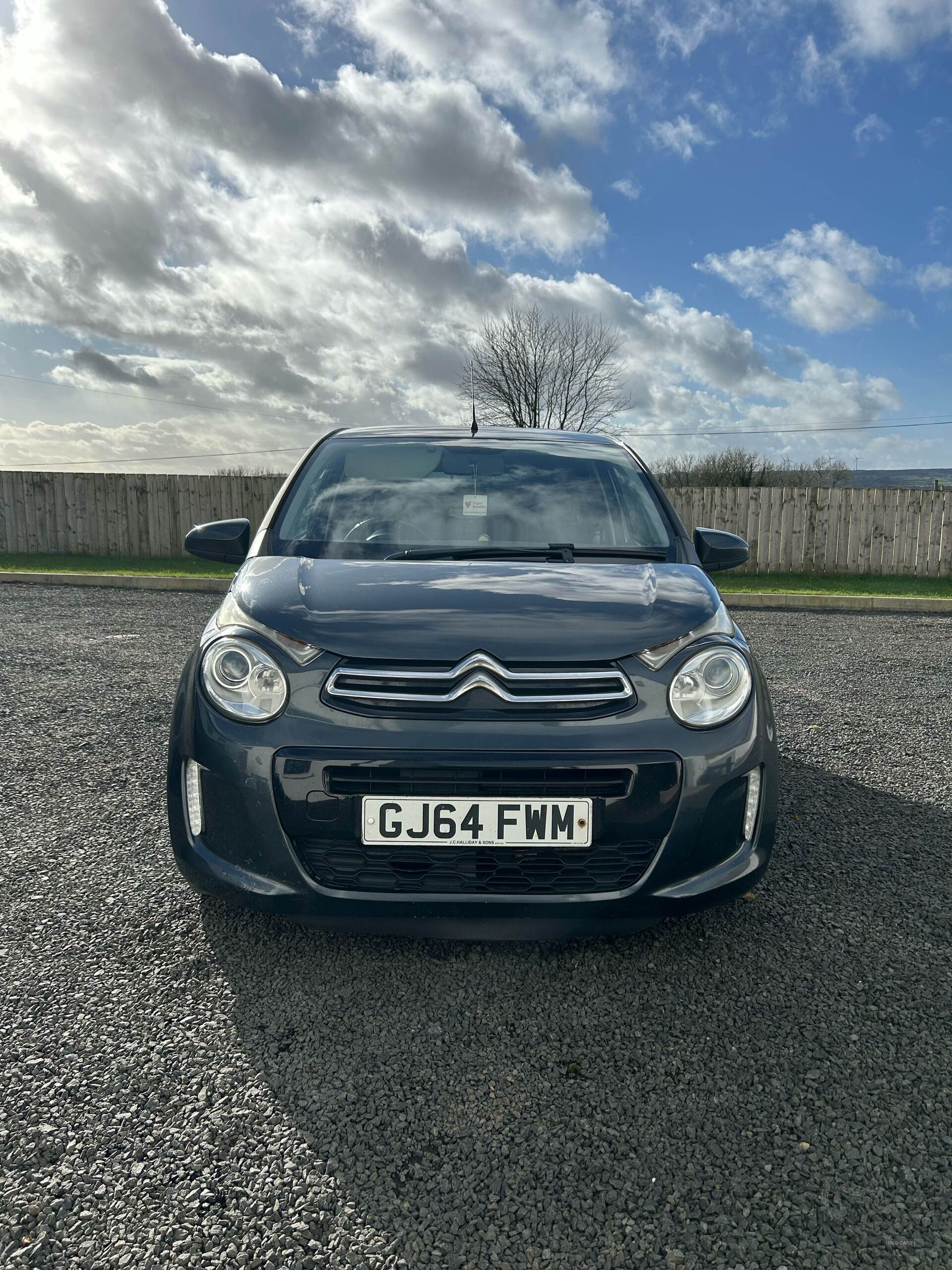 Dec 2014 Citroen C1 1.2 PureTech Flair 5dr