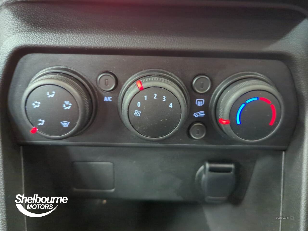 Jan 2022 Dacia Sandero Stepway 1.0 TCe Bi-Fuel Essential 5dr