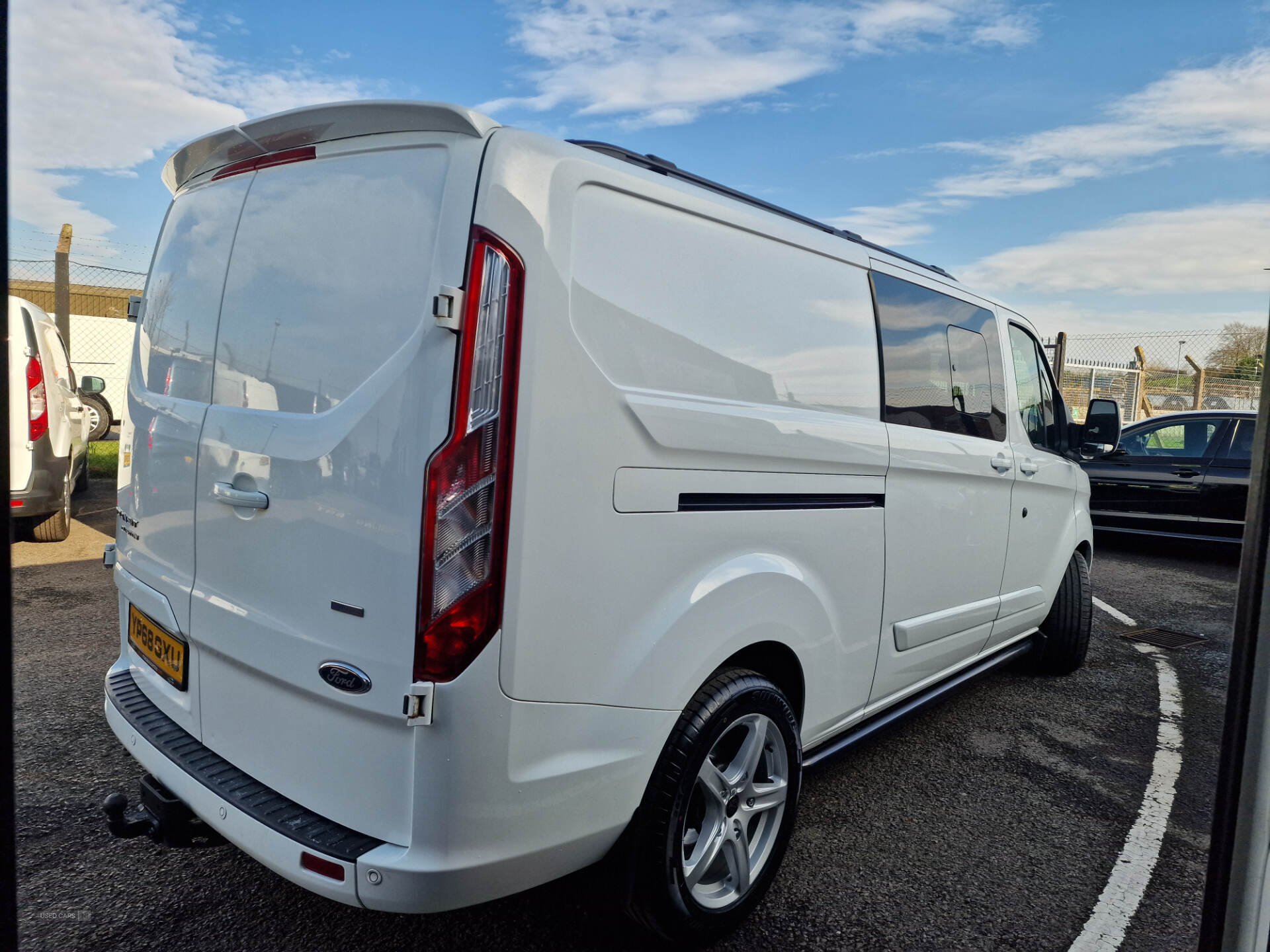 Sep 2018 Ford Transit Custom 2.0 EcoBlue 130ps Low Roof D/Cab Limited Van