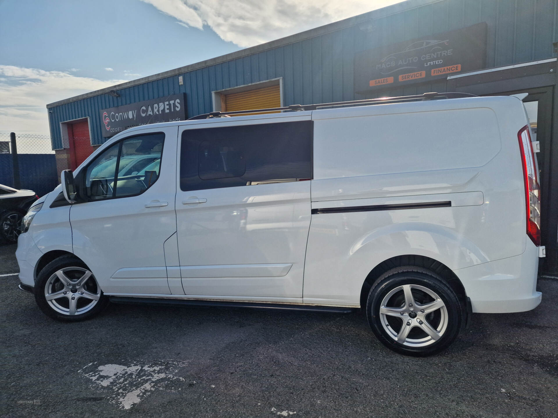 Sep 2018 Ford Transit Custom 2.0 EcoBlue 130ps Low Roof D/Cab Limited Van