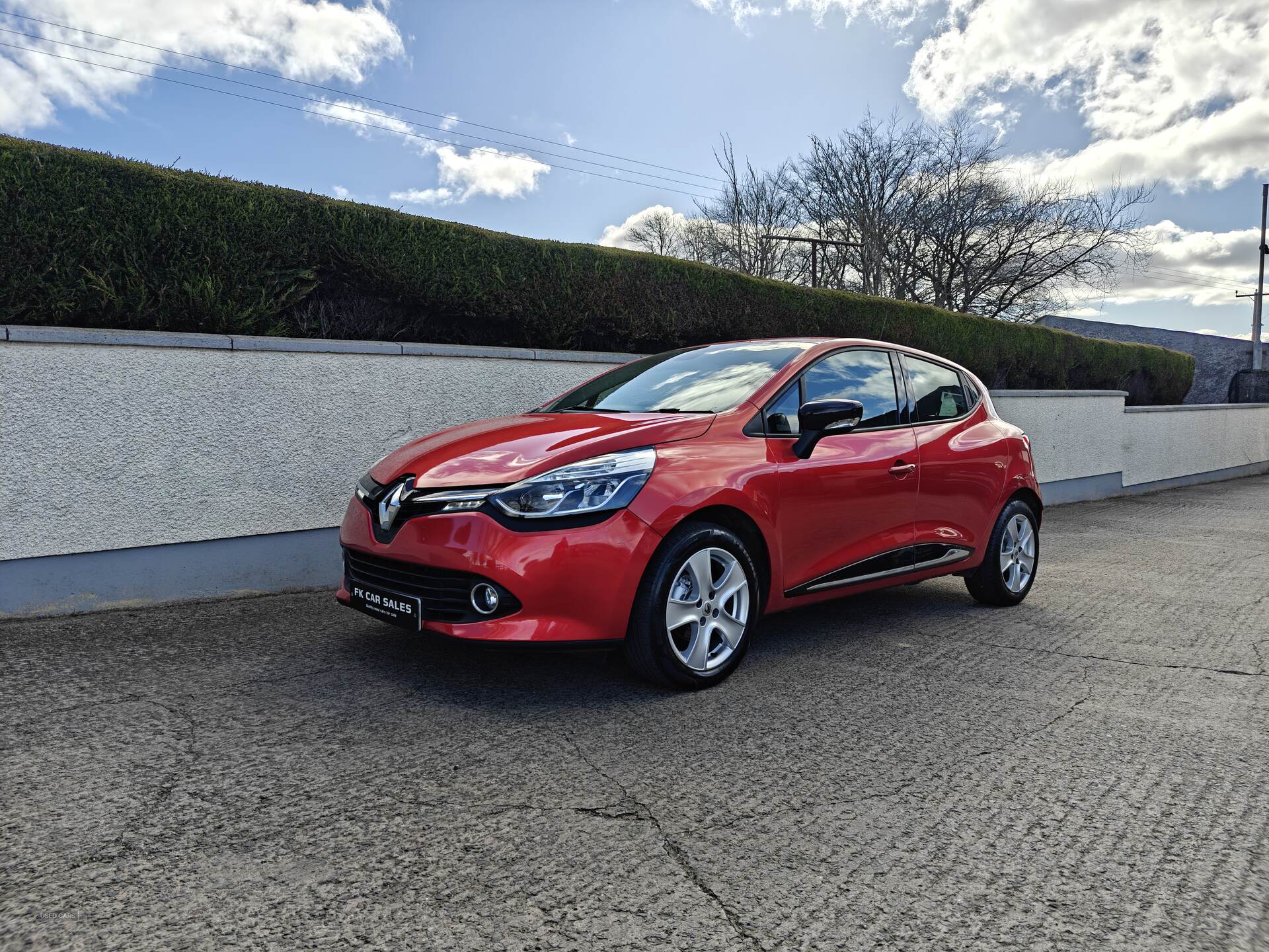Aug 2016 Renault Clio 1.2 16V Dynamique Nav 5dr