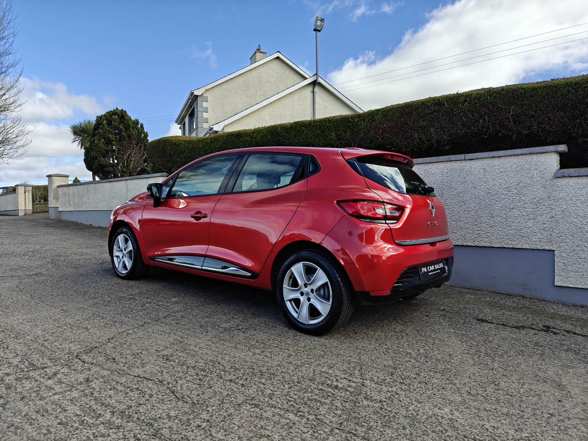 Aug 2016 Renault Clio 1.2 16V Dynamique Nav 5dr