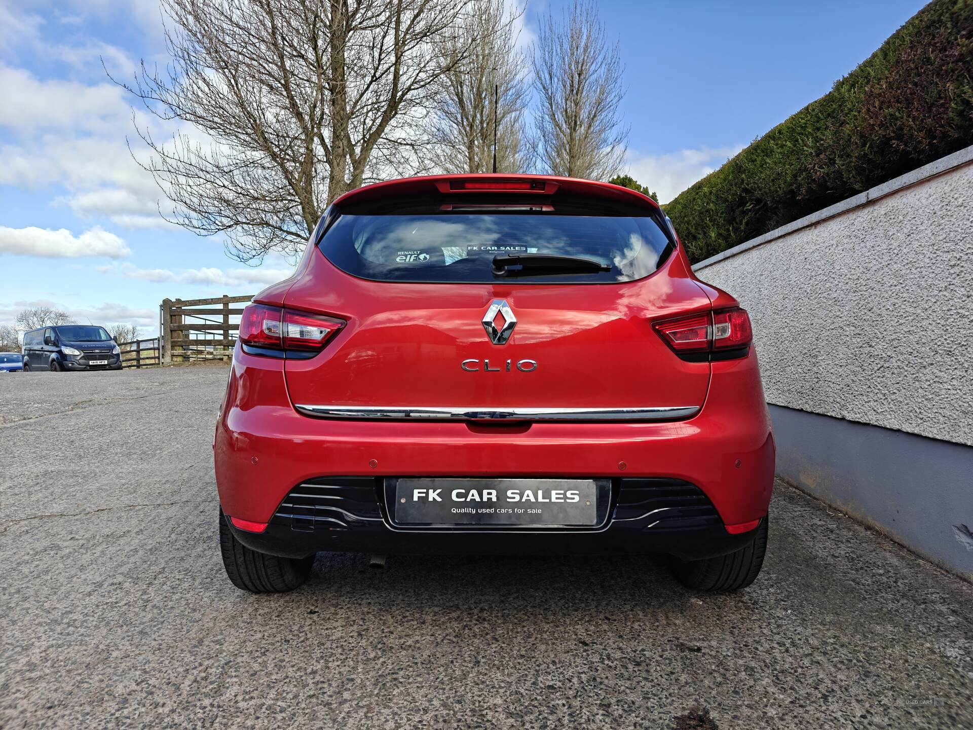 Aug 2016 Renault Clio 1.2 16V Dynamique Nav 5dr