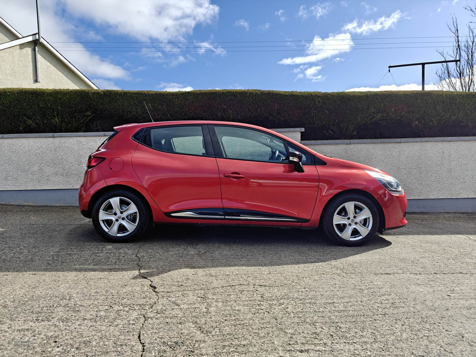 Aug 2016 Renault Clio 1.2 16V Dynamique Nav 5dr