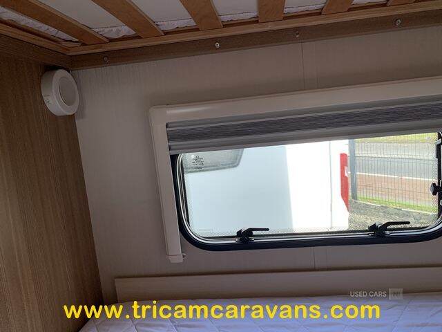 2016 Compass Rallye 636/6 Twin Axle, Fixed Bunks, Double Dinette, Mover