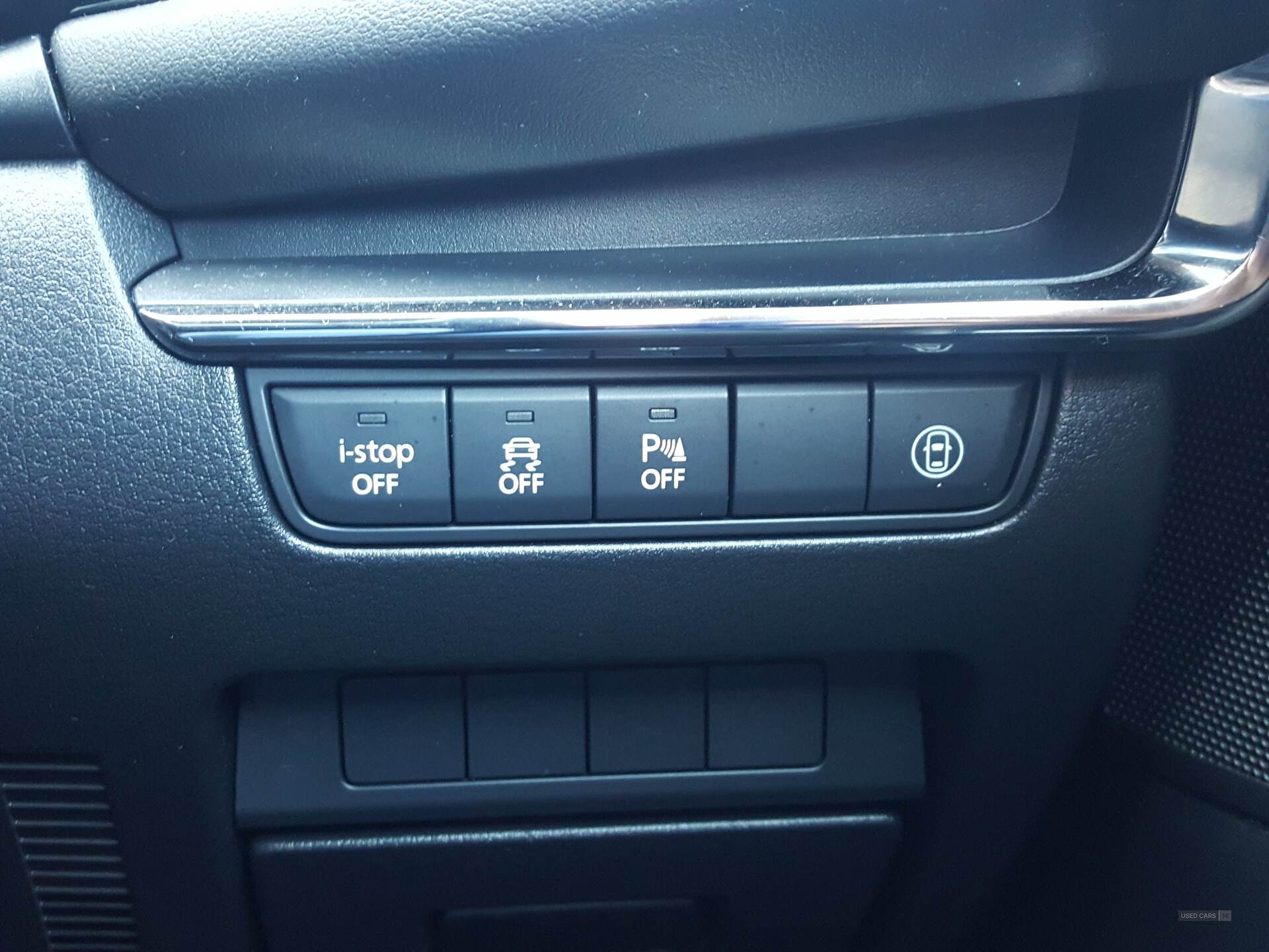 Mar 2020 Mazda 3 2.0 Skyactiv G MHEV SE-L Lux 5dr