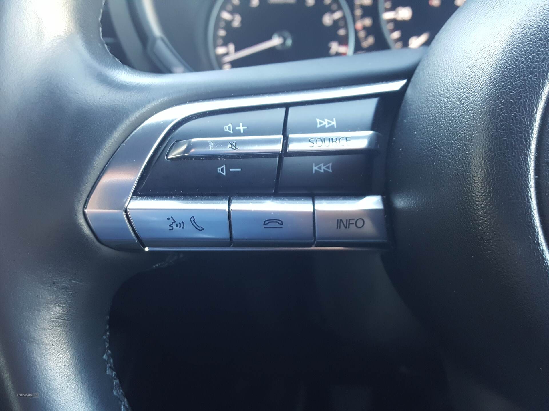 Mar 2020 Mazda 3 2.0 Skyactiv G MHEV SE-L Lux 5dr
