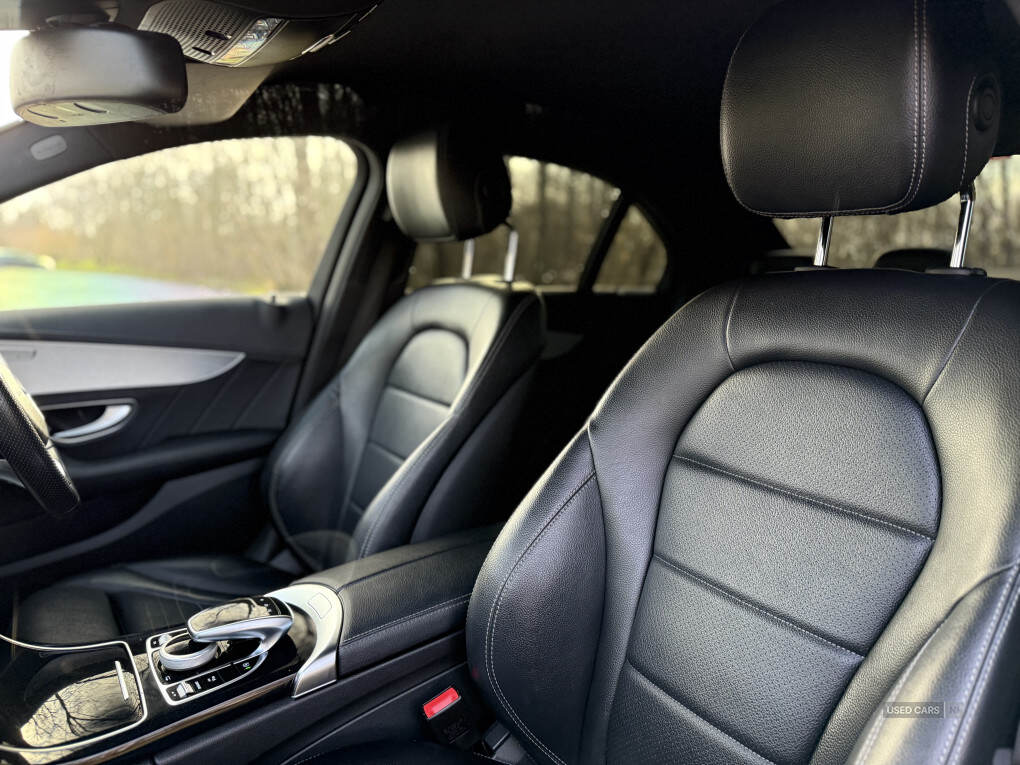 Mar 2016 Mercedes-Benz C-Class C220d AMG Line 4dr Auto