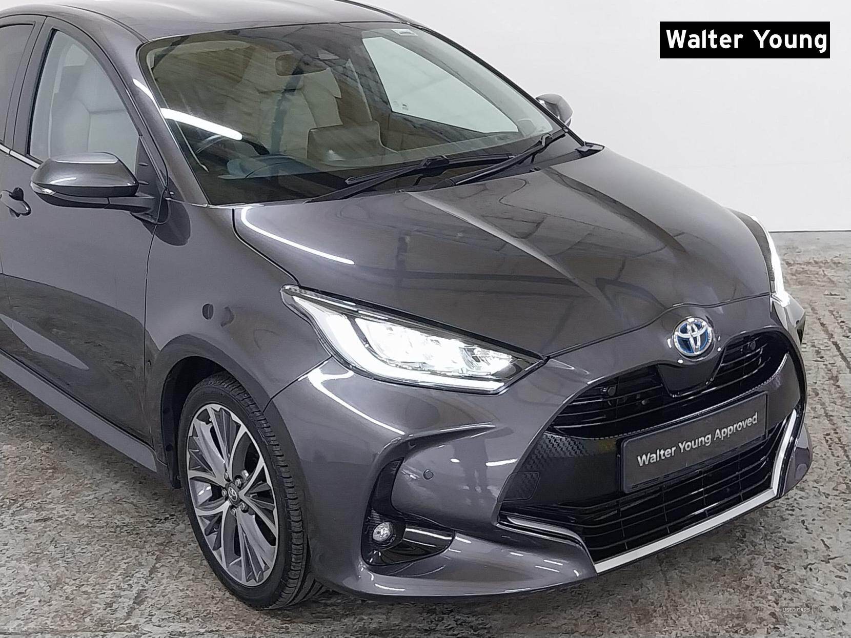 Nov 2021 Toyota Yaris 1.5 Hybrid Excel 5dr CVT