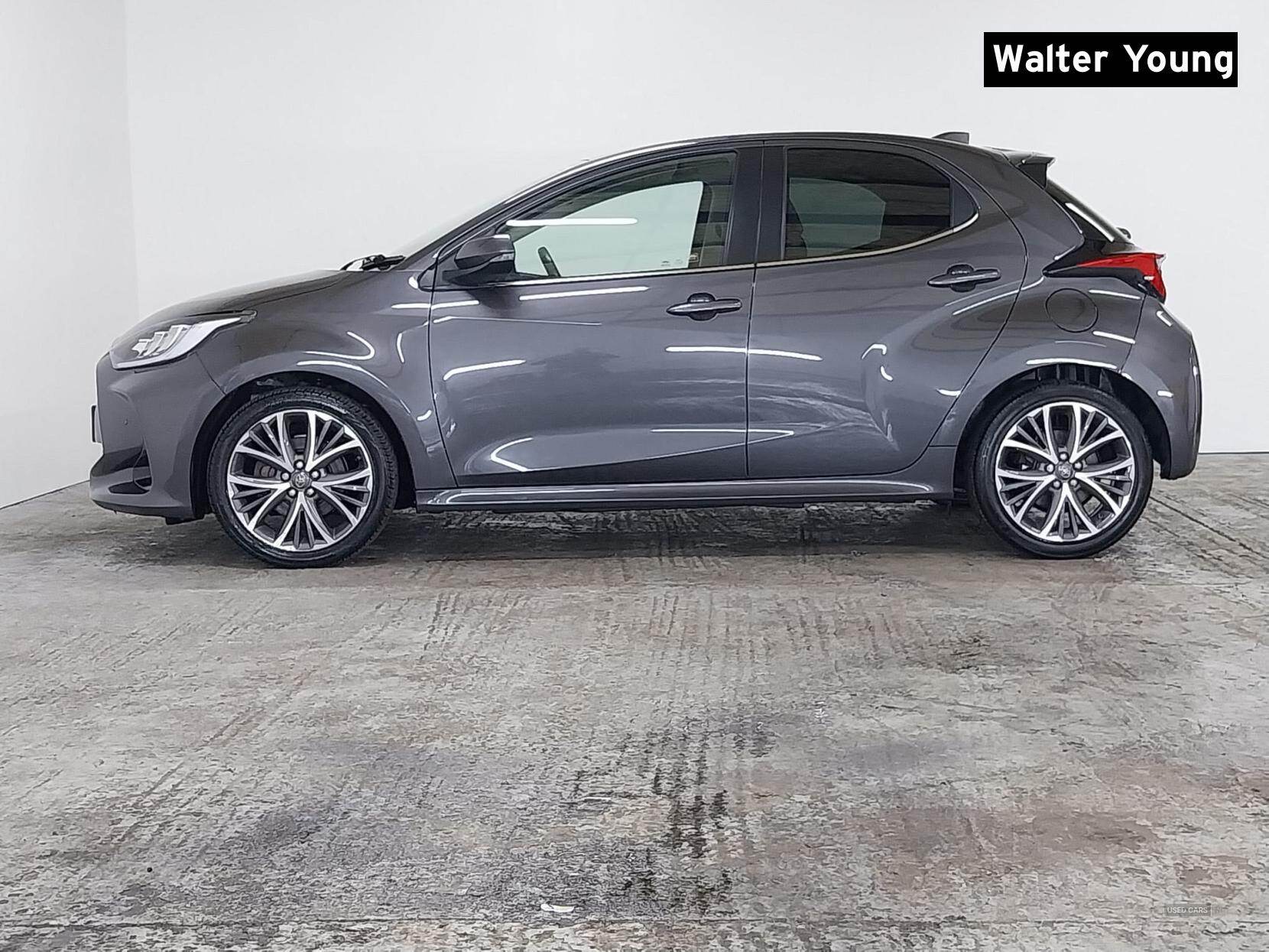 Nov 2021 Toyota Yaris 1.5 Hybrid Excel 5dr CVT