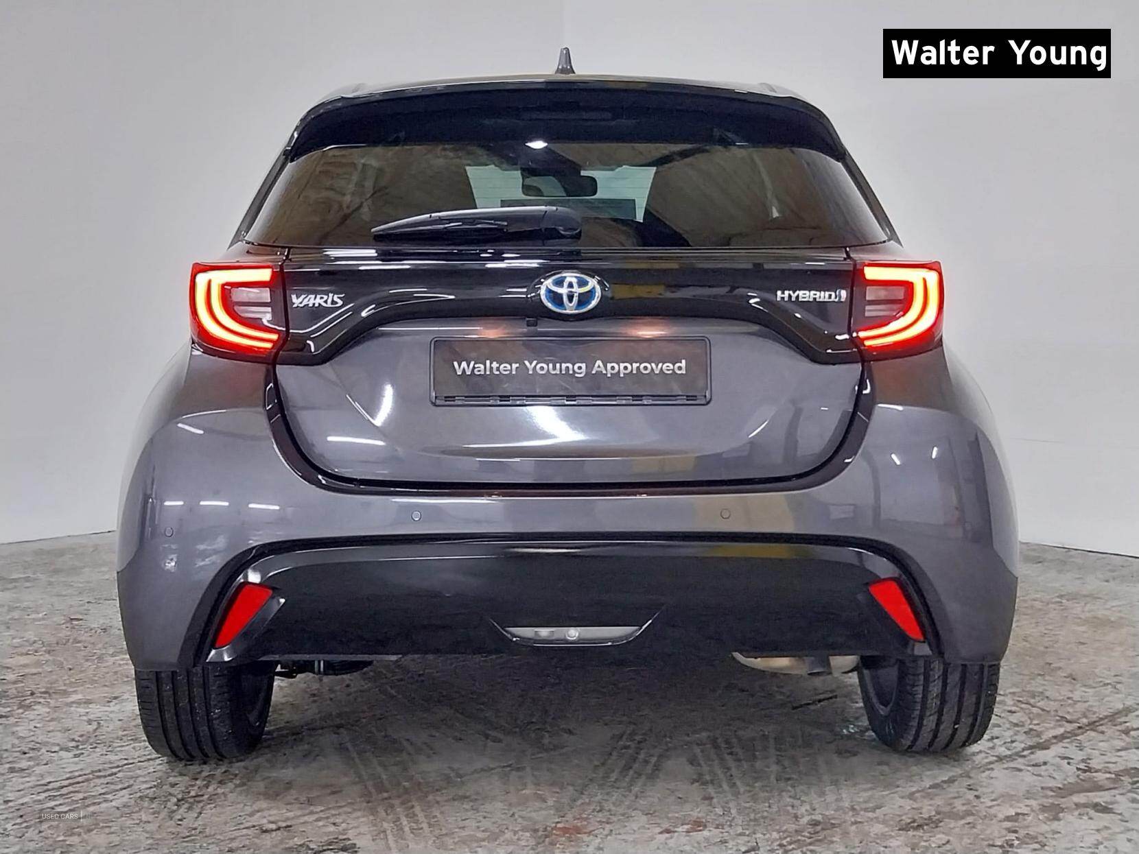 Nov 2021 Toyota Yaris 1.5 Hybrid Excel 5dr CVT