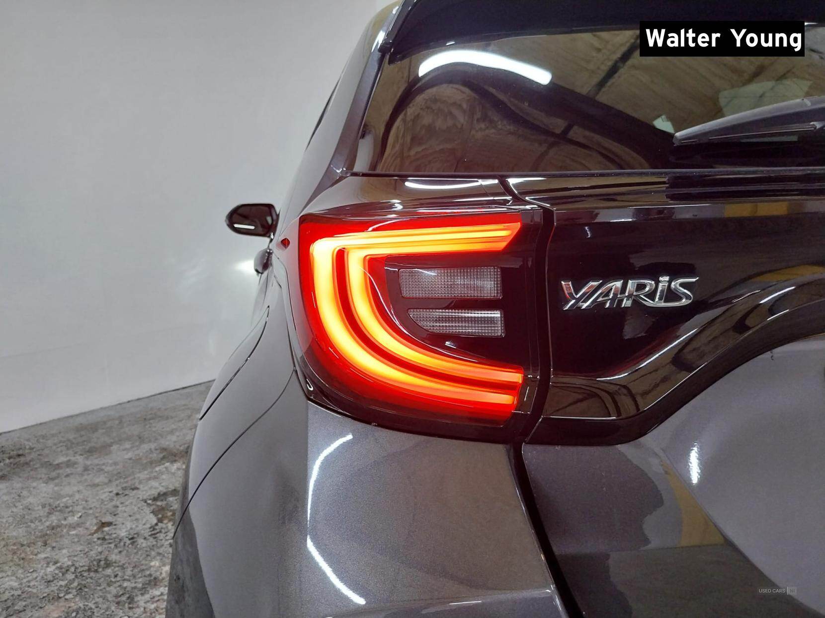 Nov 2021 Toyota Yaris 1.5 Hybrid Excel 5dr CVT