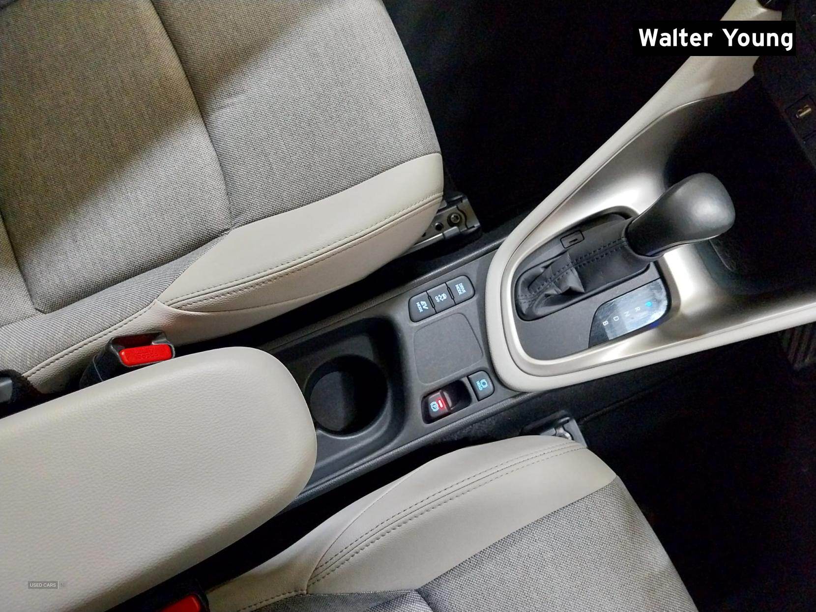 Nov 2021 Toyota Yaris 1.5 Hybrid Excel 5dr CVT
