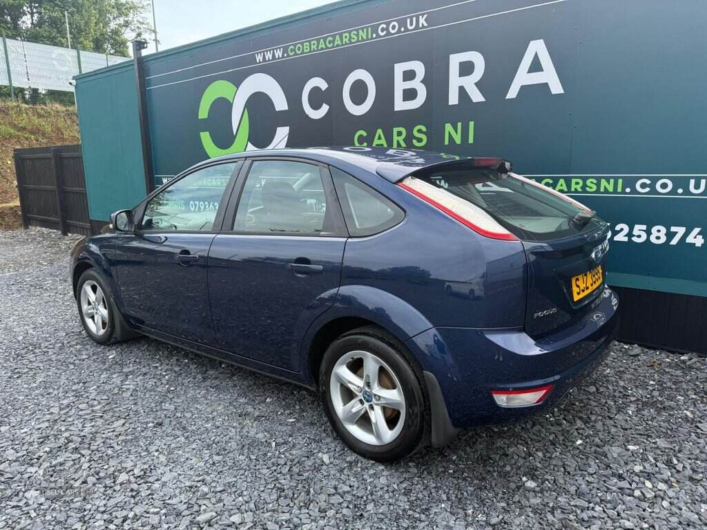 Mar 2011 Ford Focus 1.6 Zetec 5dr